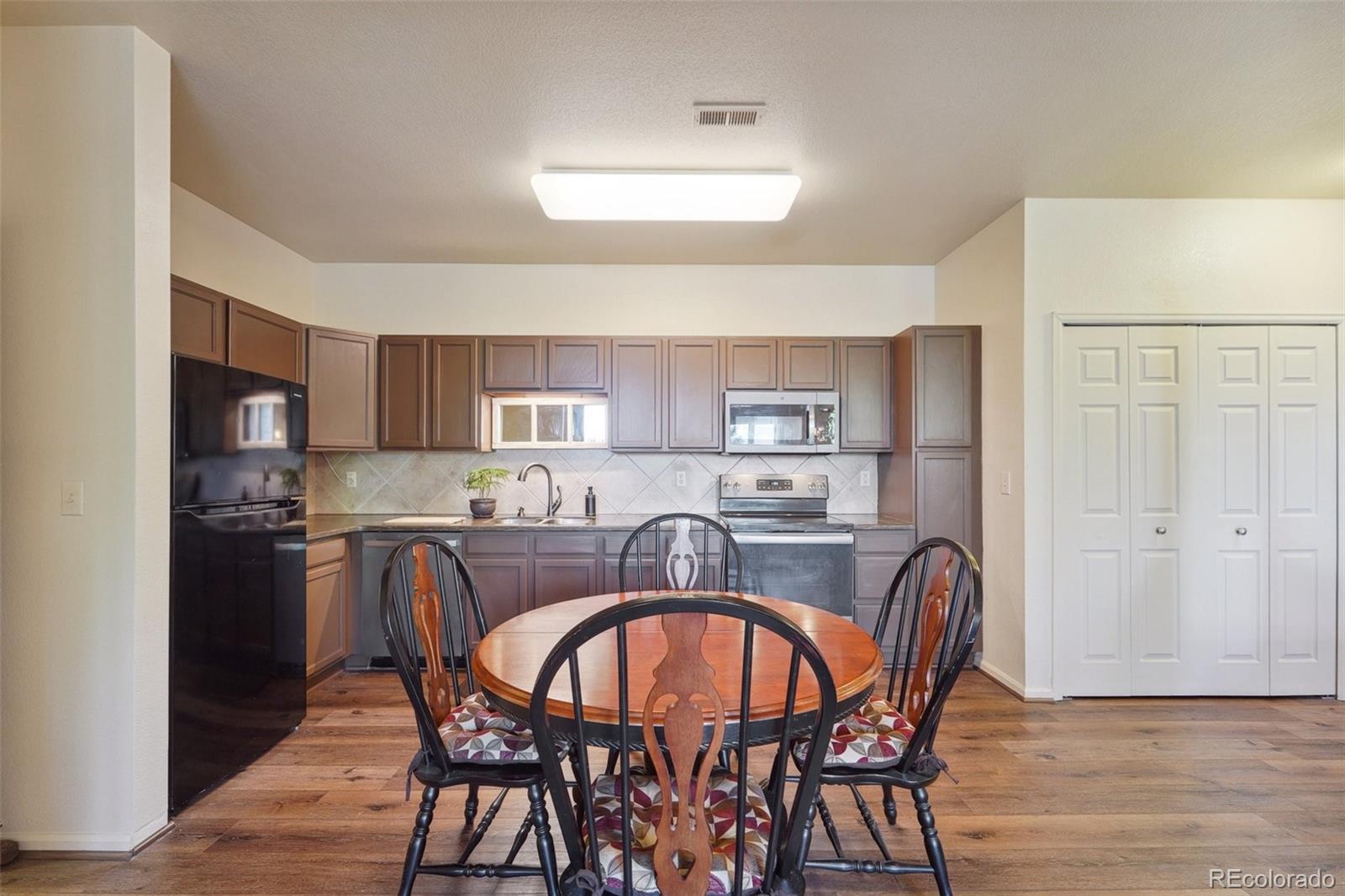 MLS Image #13 for 7111 s wenatchee way,aurora, Colorado