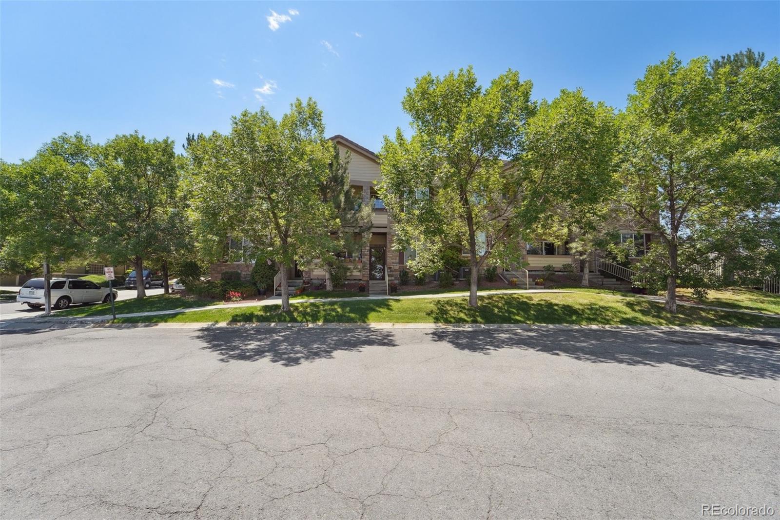 MLS Image #2 for 7111 s wenatchee way,aurora, Colorado