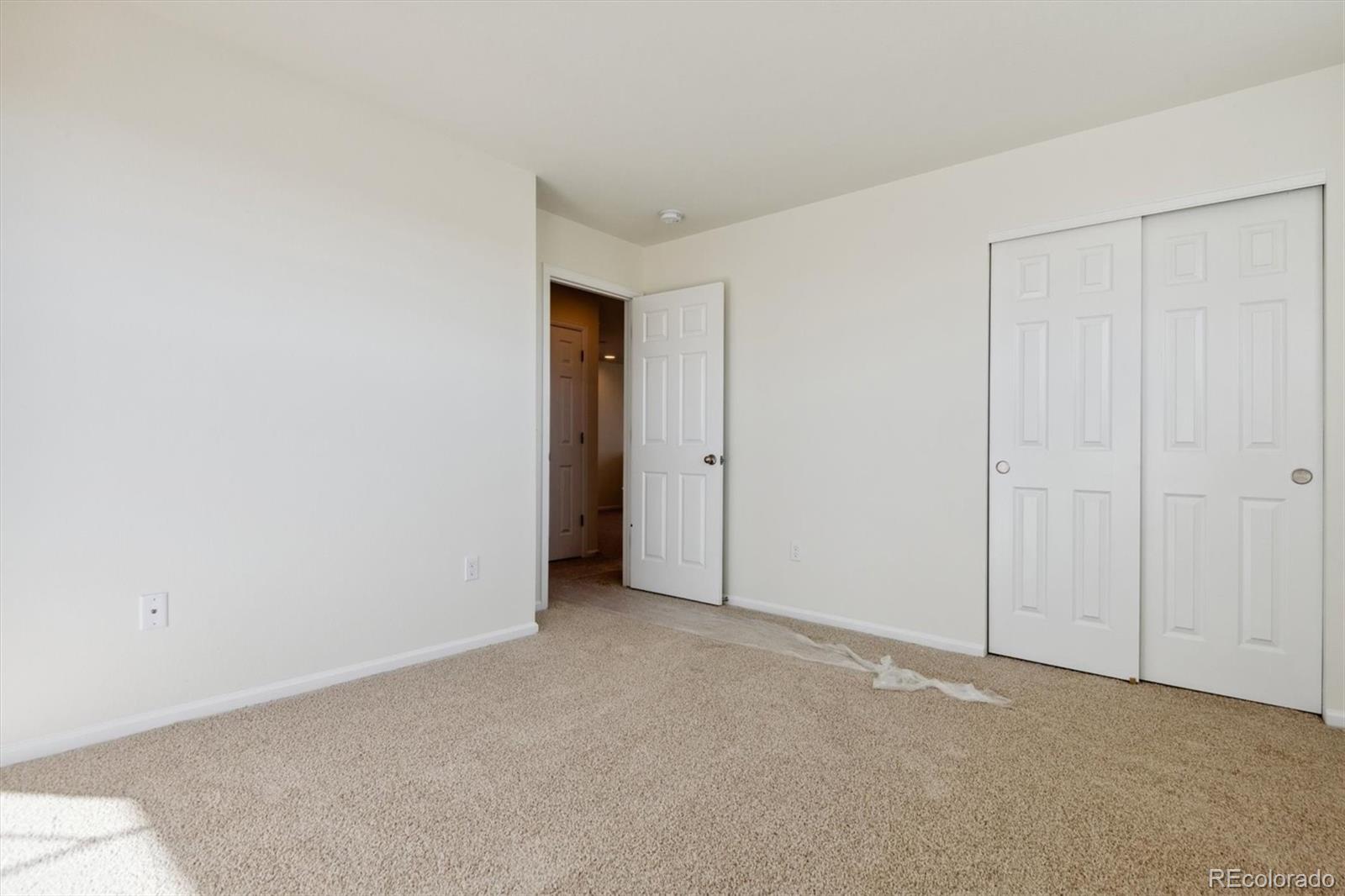 MLS Image #15 for 24951 e 38th avenue,aurora, Colorado