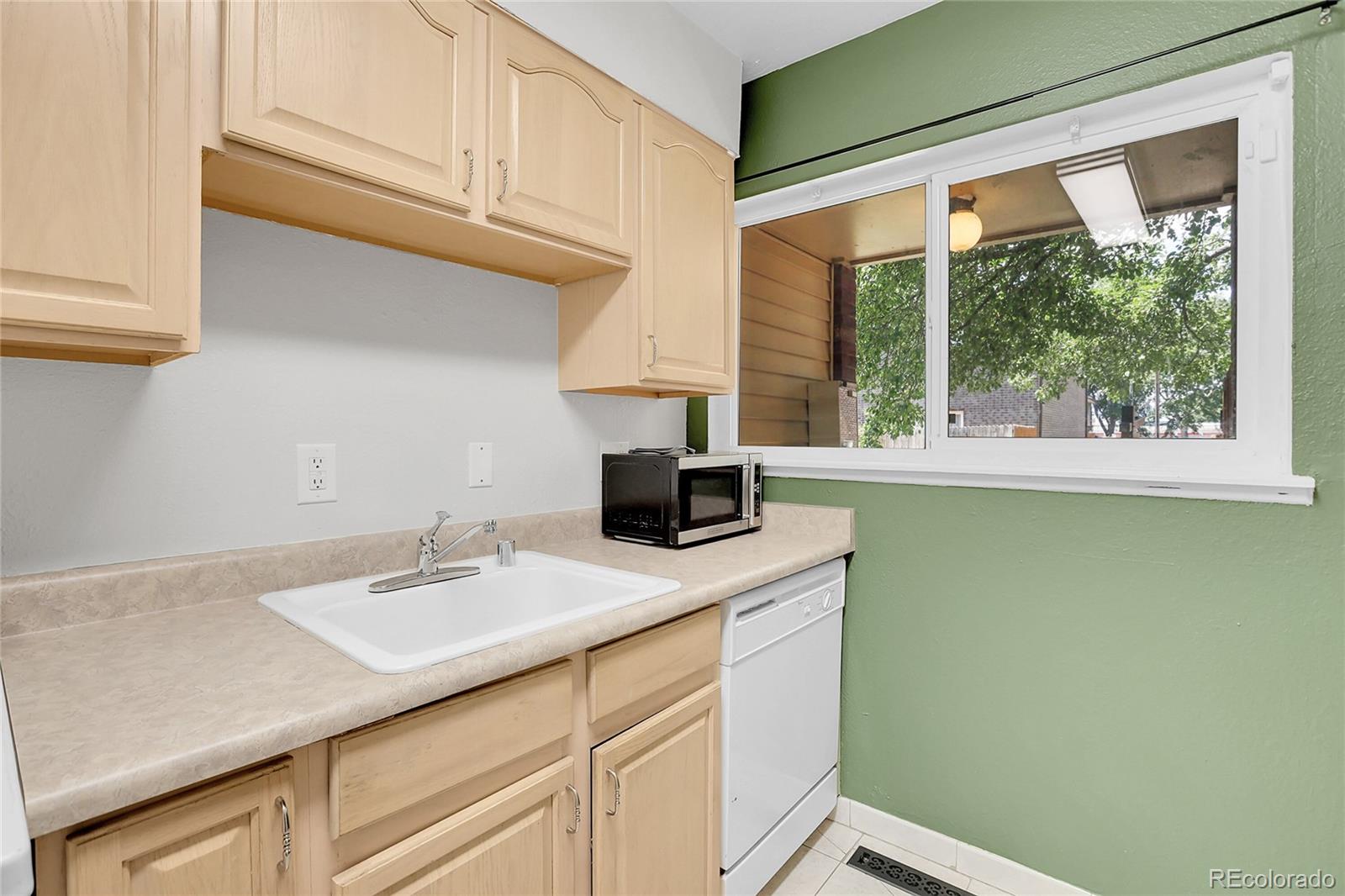MLS Image #14 for 8071  wolff street a,westminster, Colorado