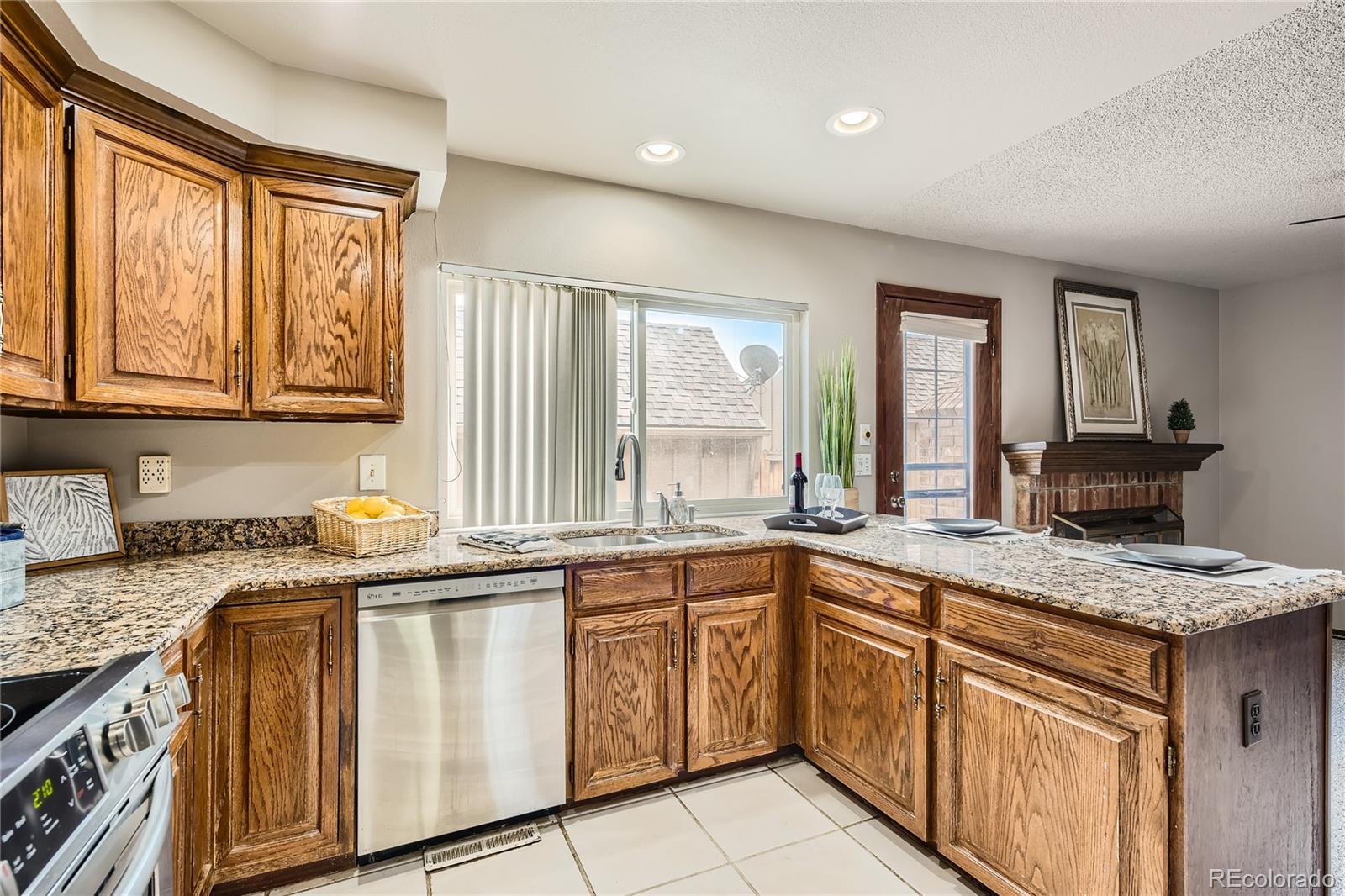 MLS Image #8 for 7828 e phillips circle,centennial, Colorado