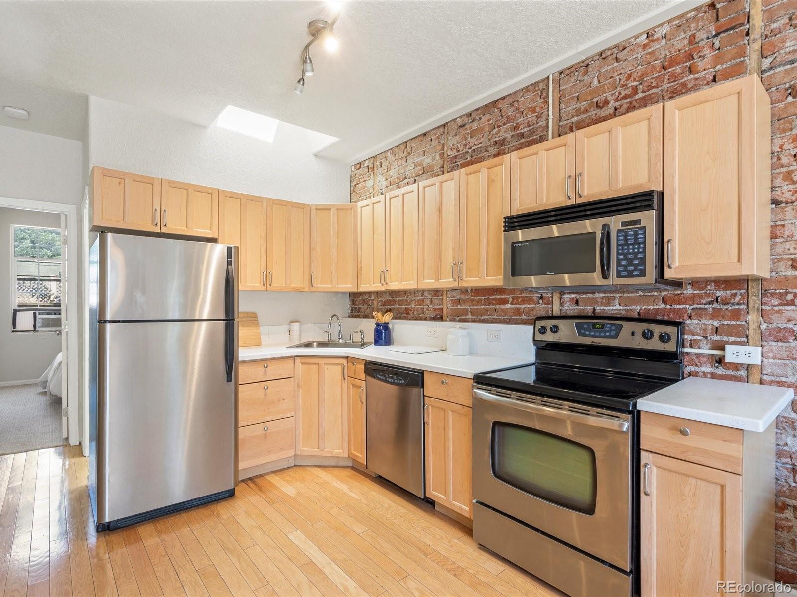 MLS Image #8 for 160 s cherokee street,denver, Colorado