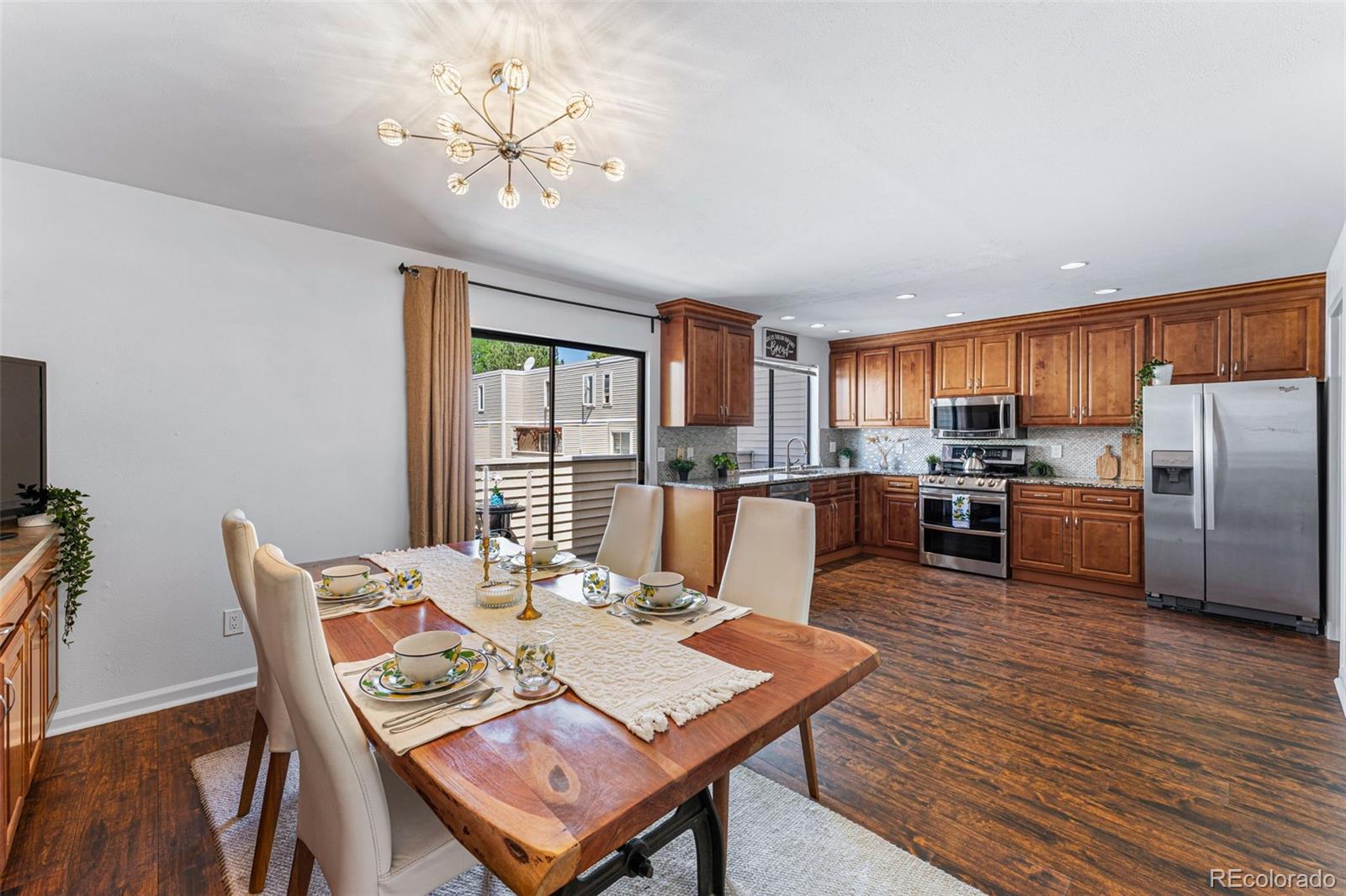 MLS Image #9 for 1050 s monaco parkway,denver, Colorado