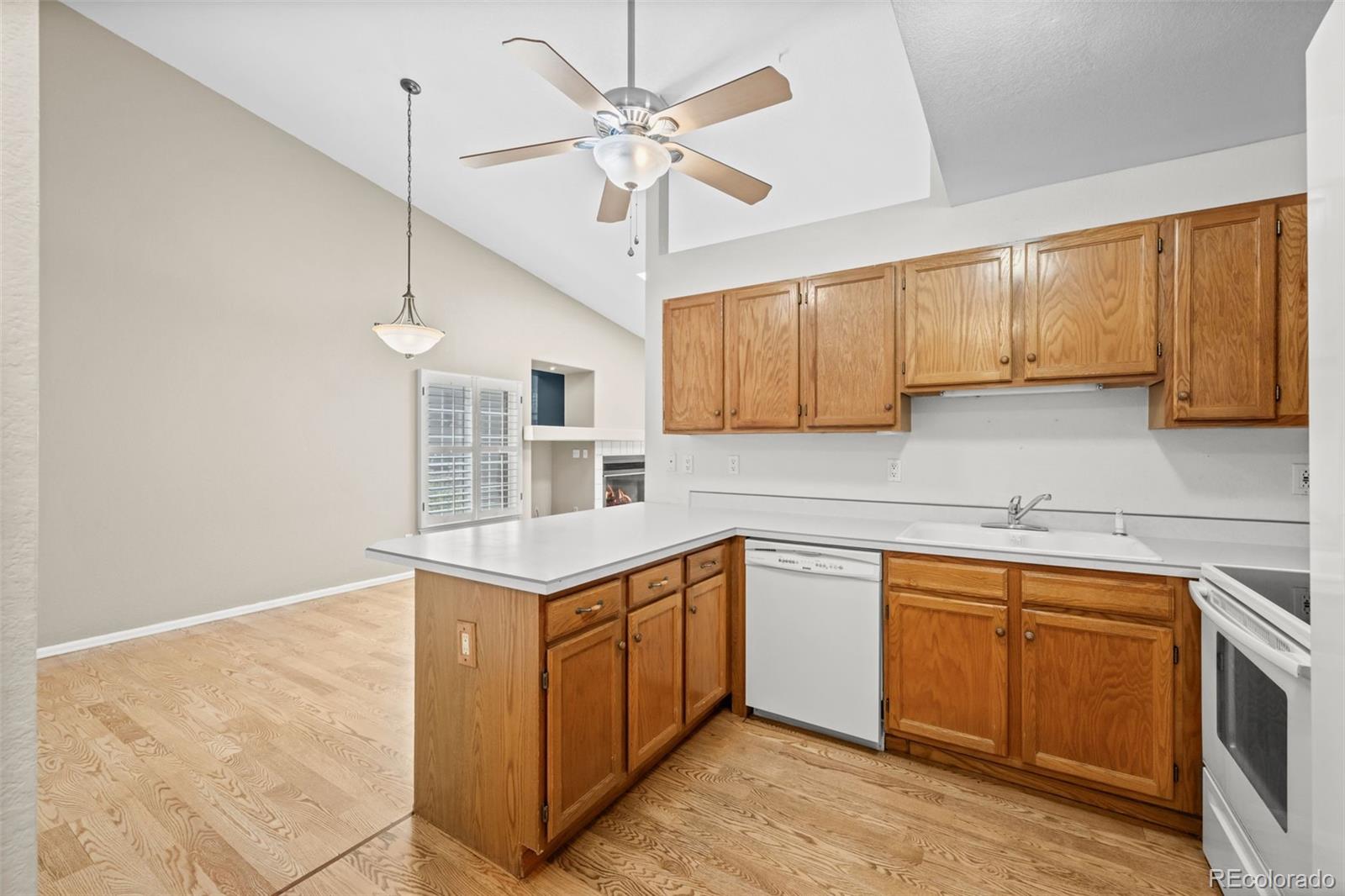 MLS Image #4 for 9127 w cedar drive,lakewood, Colorado