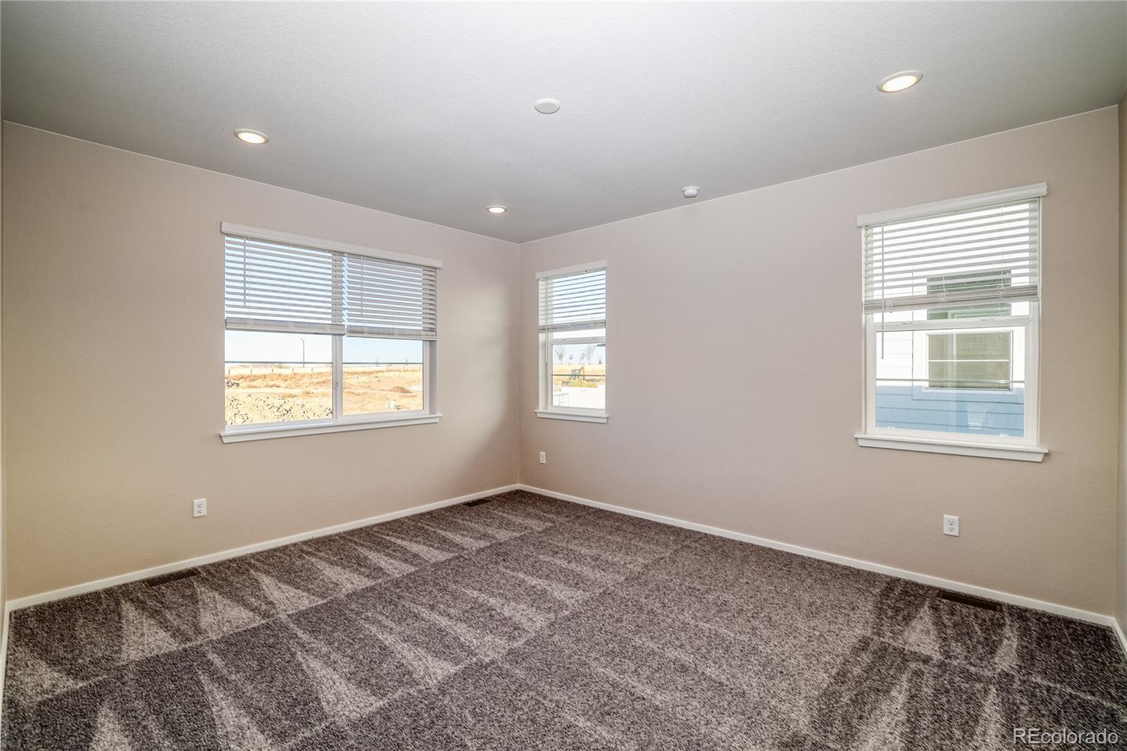 MLS Image #11 for 23910 e 41st avenue,aurora, Colorado