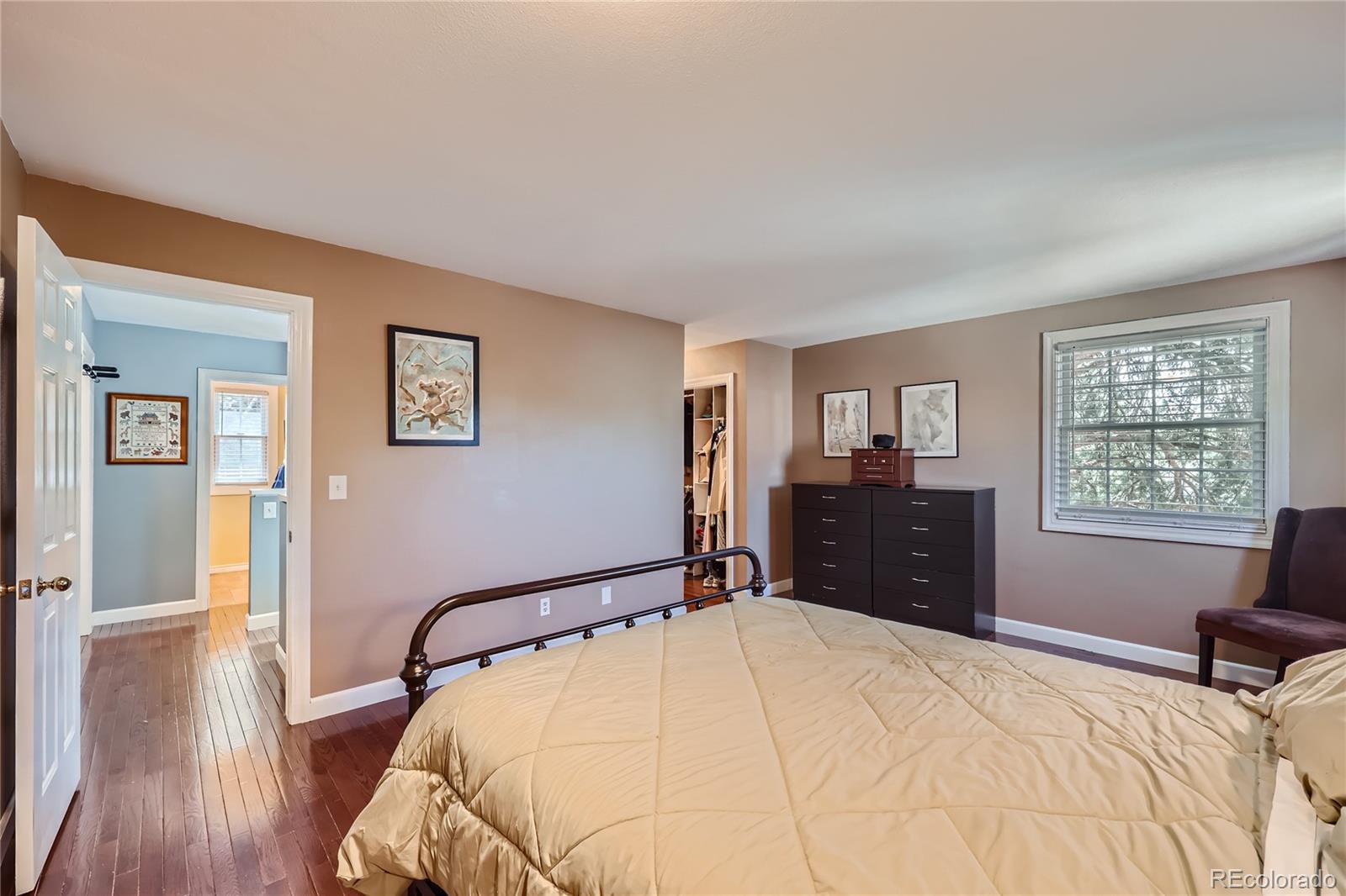 MLS Image #14 for 1600 s quebec way 8,denver, Colorado