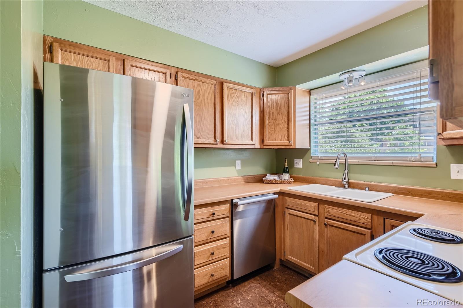 MLS Image #12 for 8704 e davies avenue,centennial, Colorado