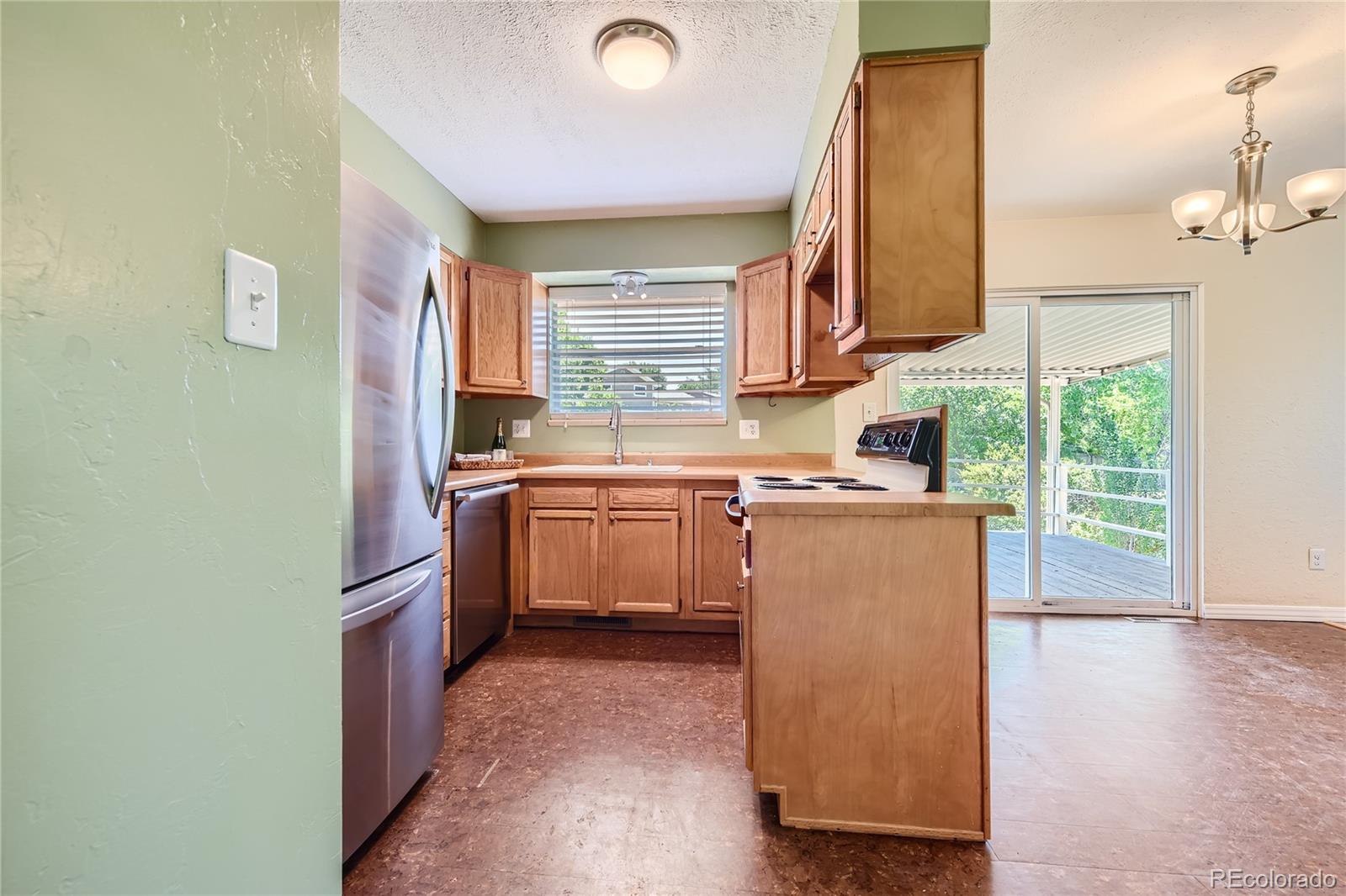 MLS Image #13 for 8704 e davies avenue,centennial, Colorado