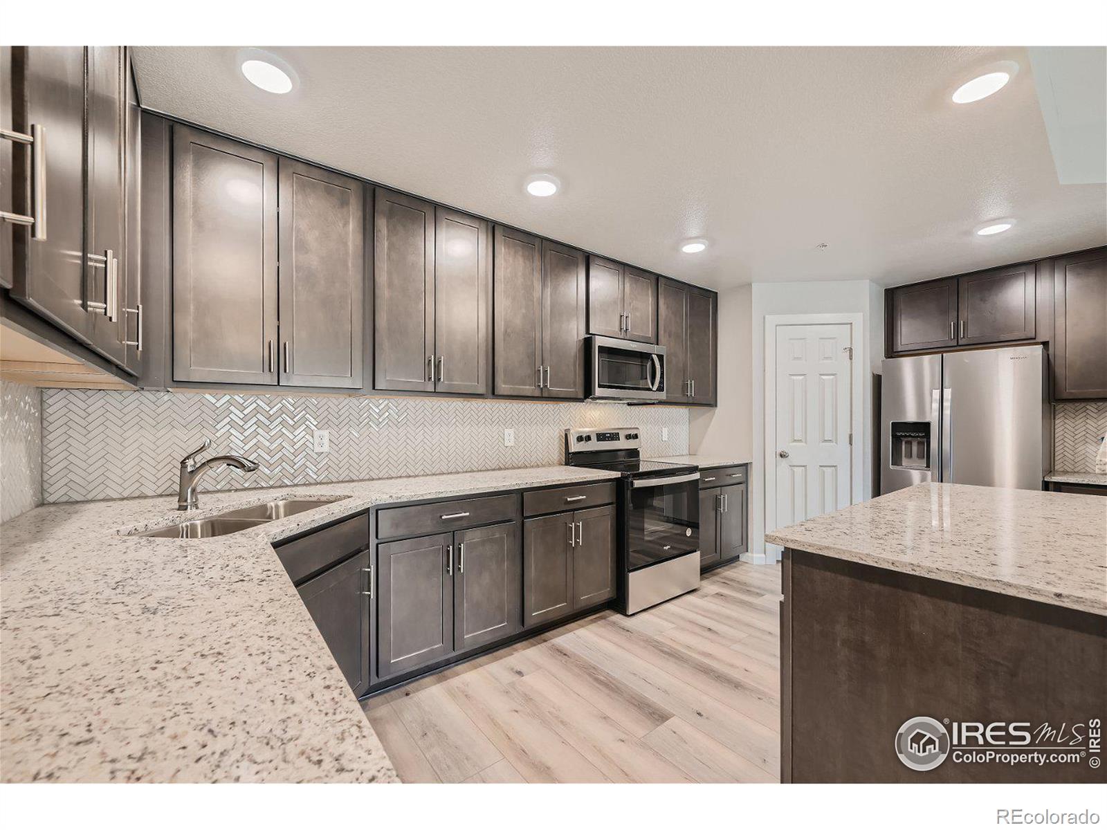 MLS Image #4 for 2417  calais drive,longmont, Colorado