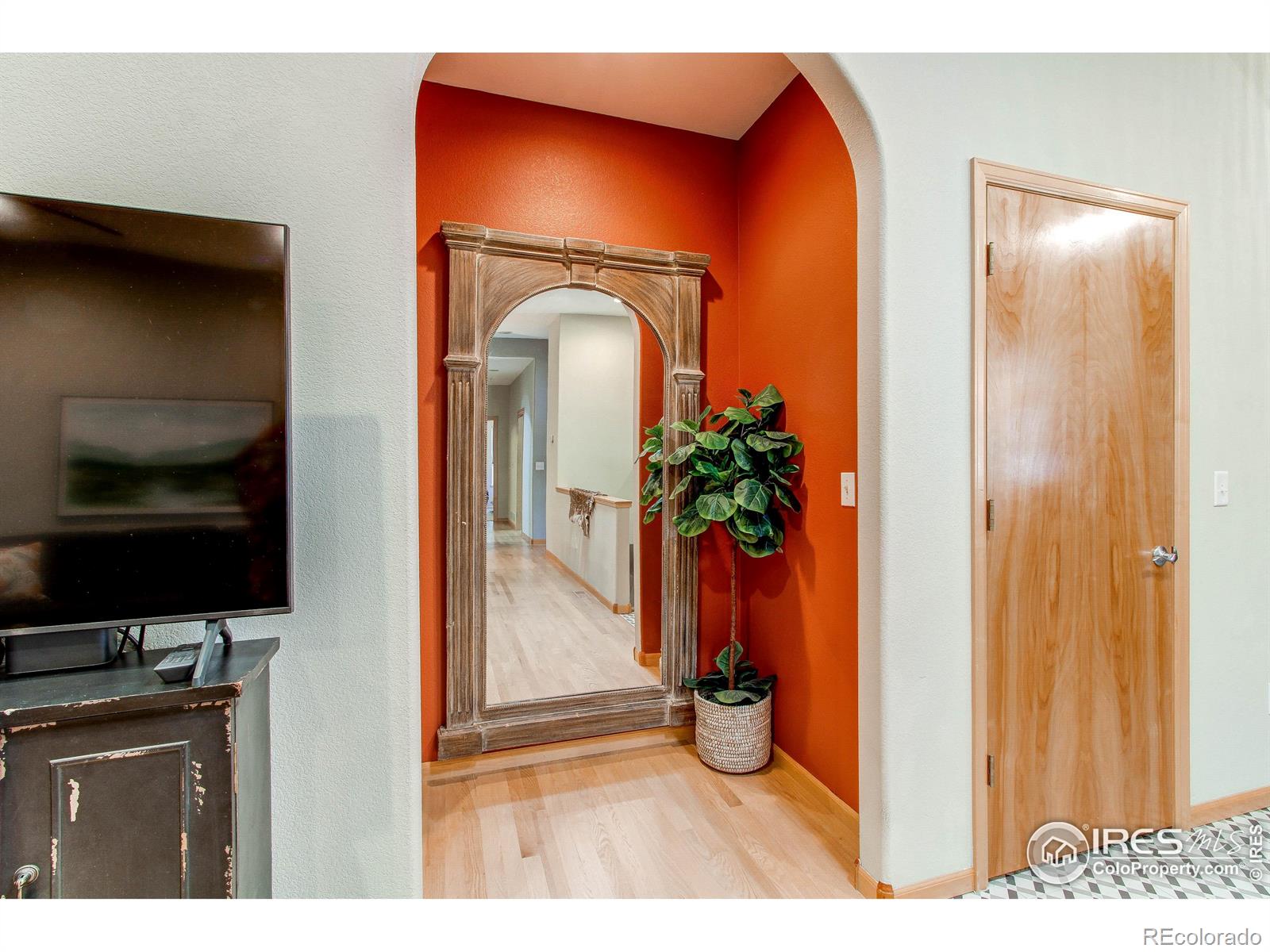 MLS Image #12 for 1730  stove prairie circle,loveland, Colorado