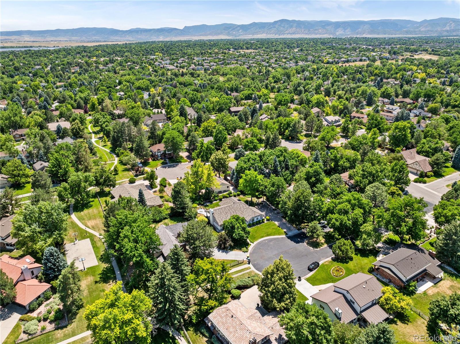 MLS Image #4 for 5050 w maplewood place,littleton, Colorado