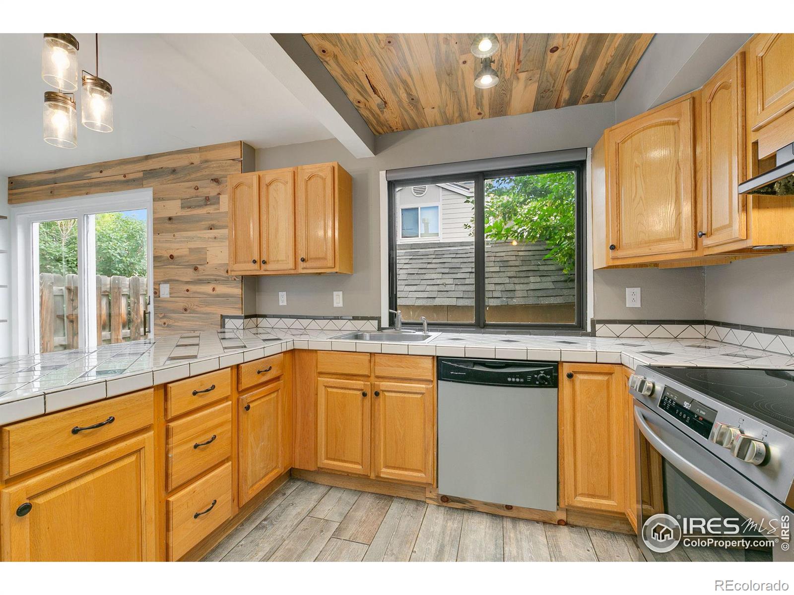 MLS Image #4 for 3024  ross drive,fort collins, Colorado