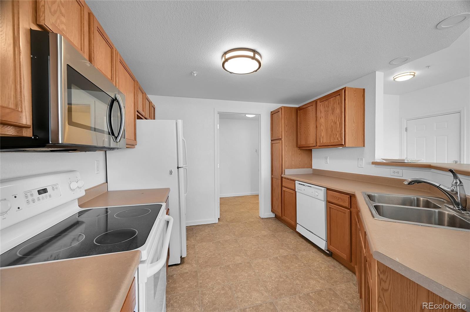 MLS Image #6 for 5756 n genoa way 12-201,aurora, Colorado