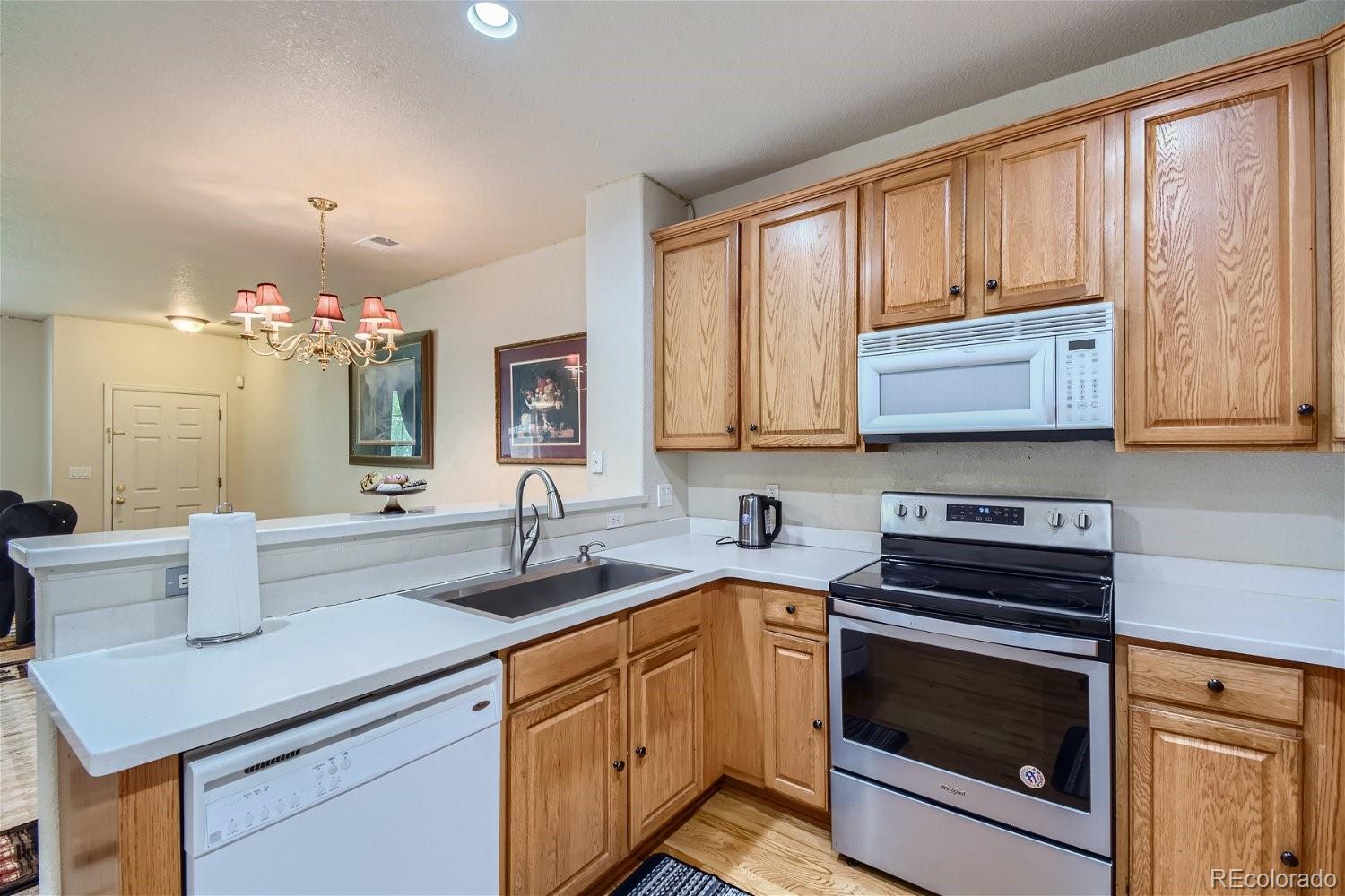 MLS Image #10 for 634 s norfolk way,aurora, Colorado