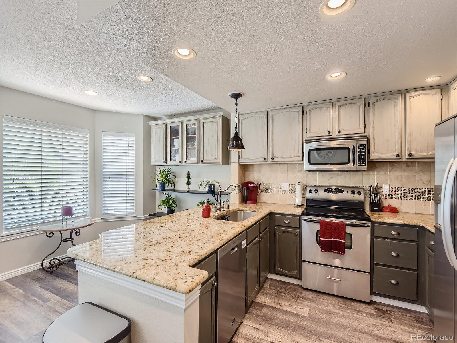 MLS Image #8 for 2192 e phillips lane,centennial, Colorado