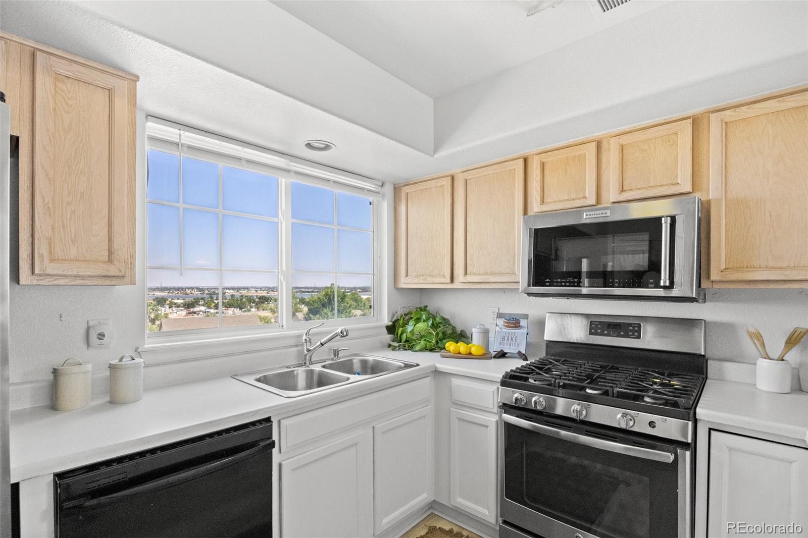 MLS Image #10 for 8199  welby road,denver, Colorado