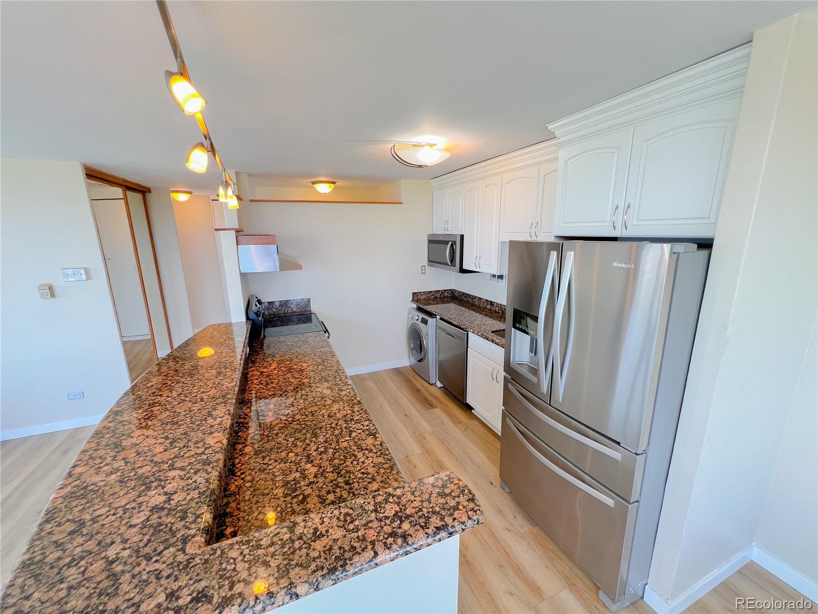 MLS Image #4 for 3100 e cherry creek south drive,denver, Colorado