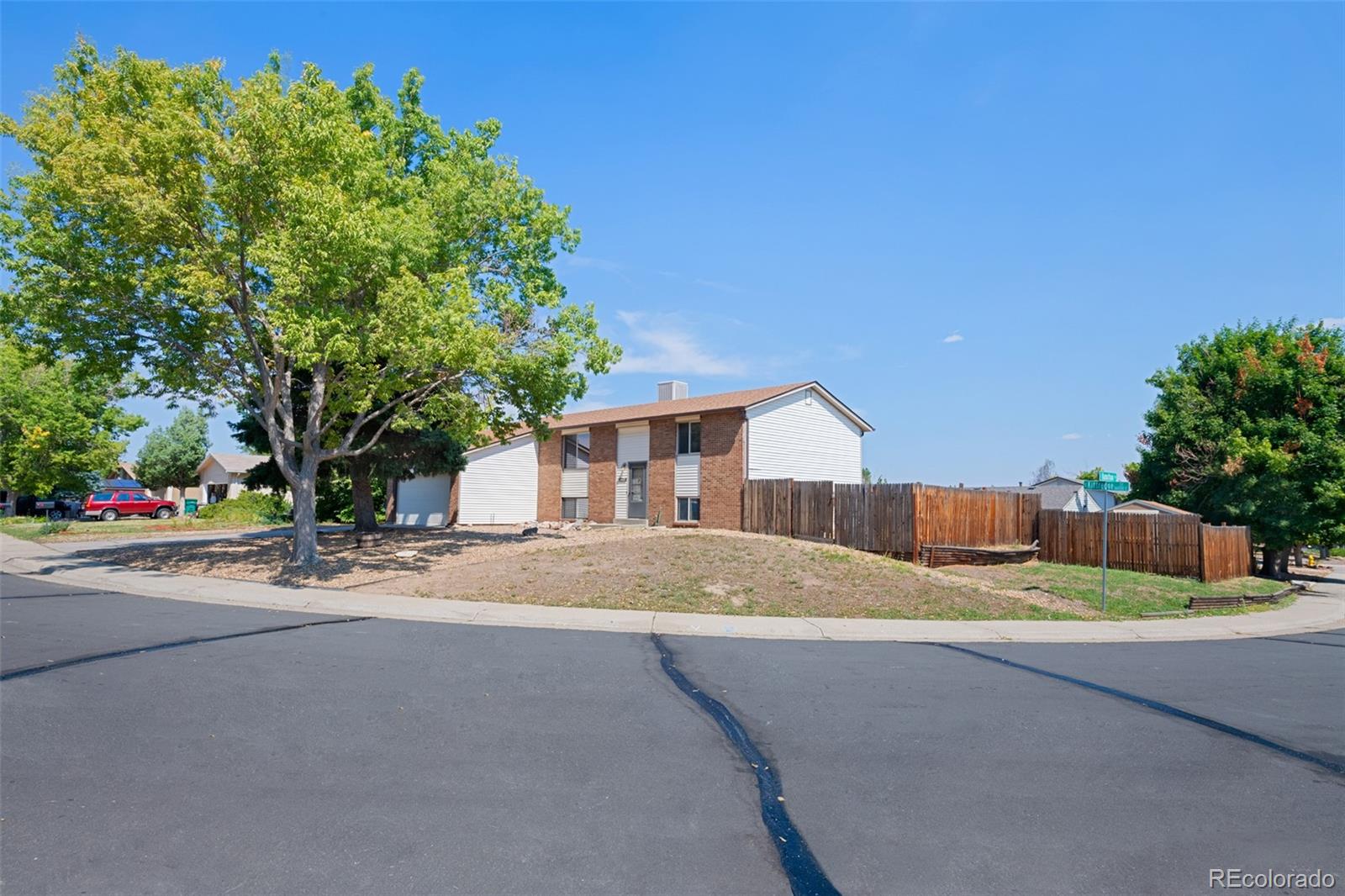 MLS Image #3 for 3488 s kittredge street,aurora, Colorado