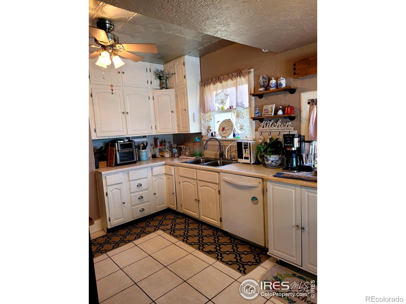 MLS Image #6 for 248 n 13th street,burlington, Colorado