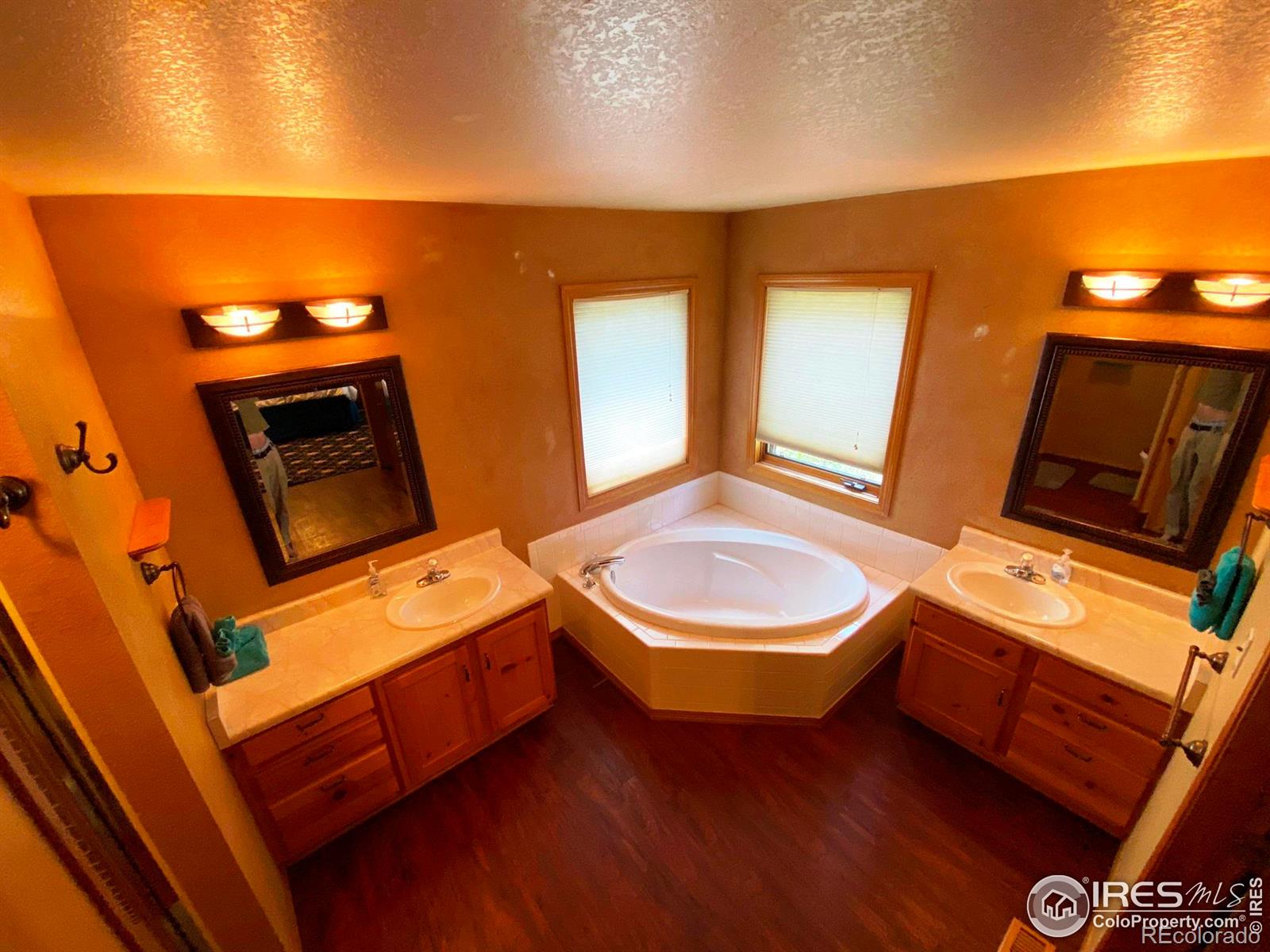 MLS Image #15 for 606  manchester drive,florissant, Colorado