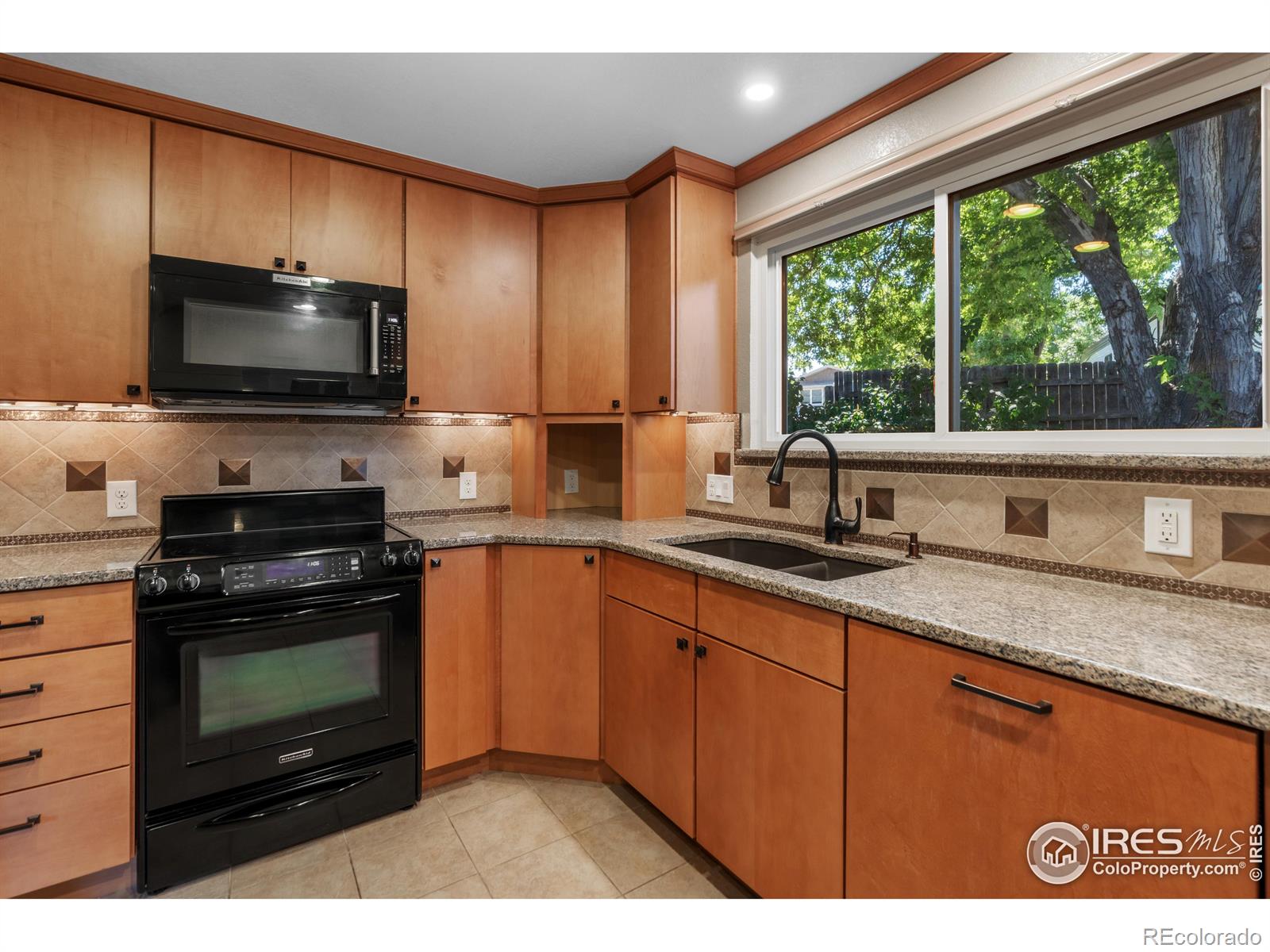 MLS Image #10 for 10563  canosa court,denver, Colorado