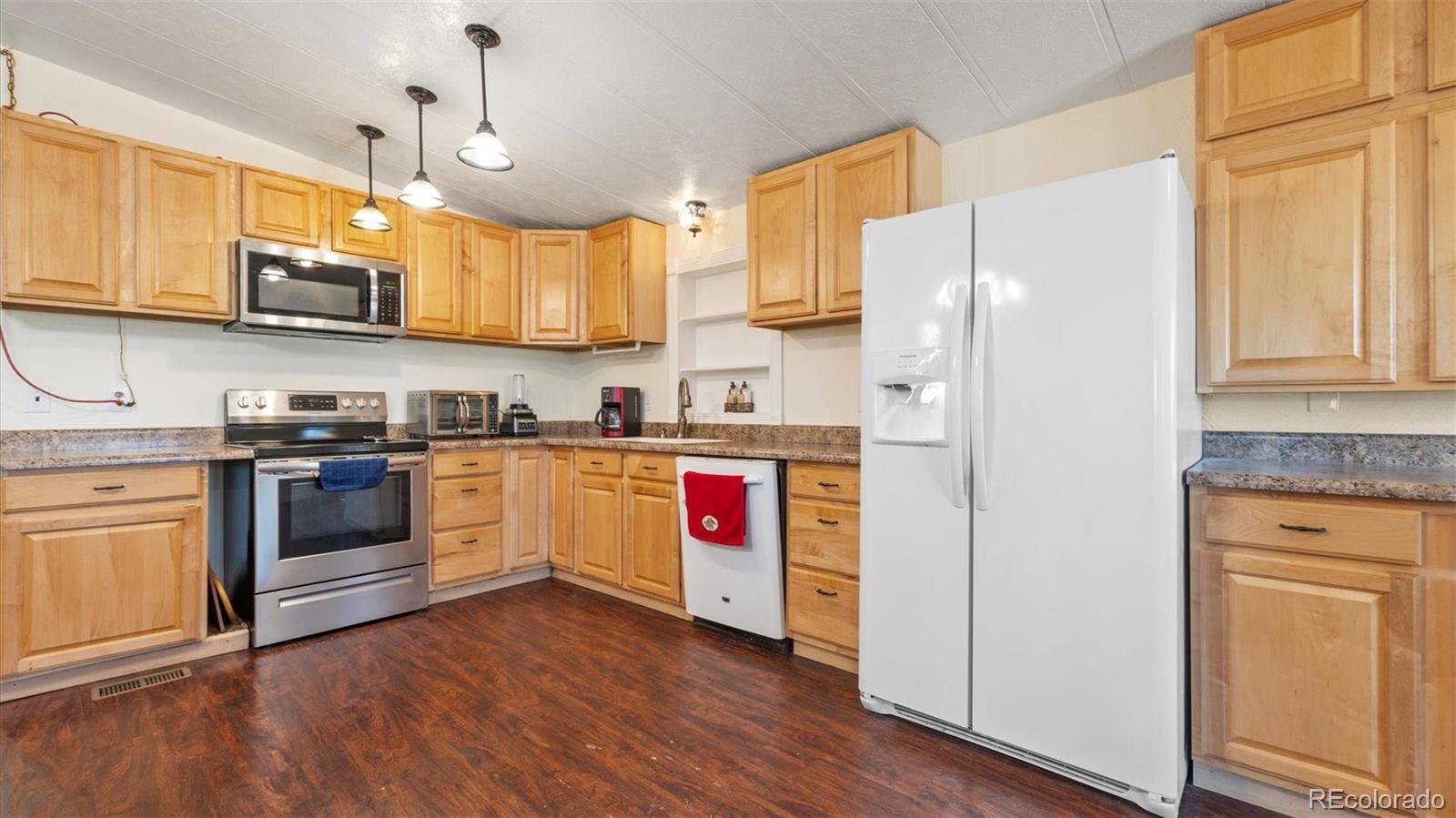 MLS Image #10 for 708 s joe martinez lane,pueblo west, Colorado