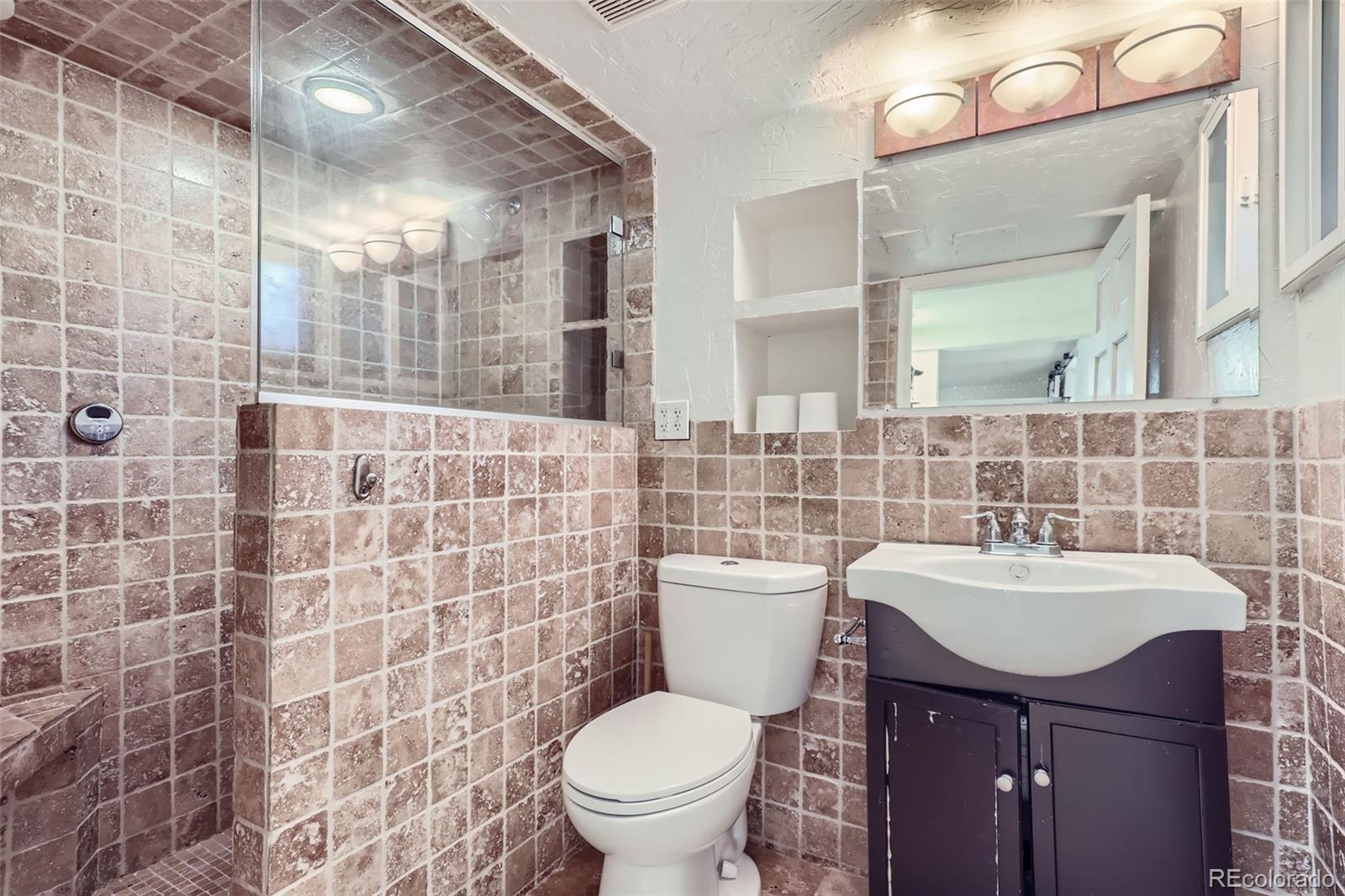 MLS Image #18 for 627 s pennsylvania street,denver, Colorado
