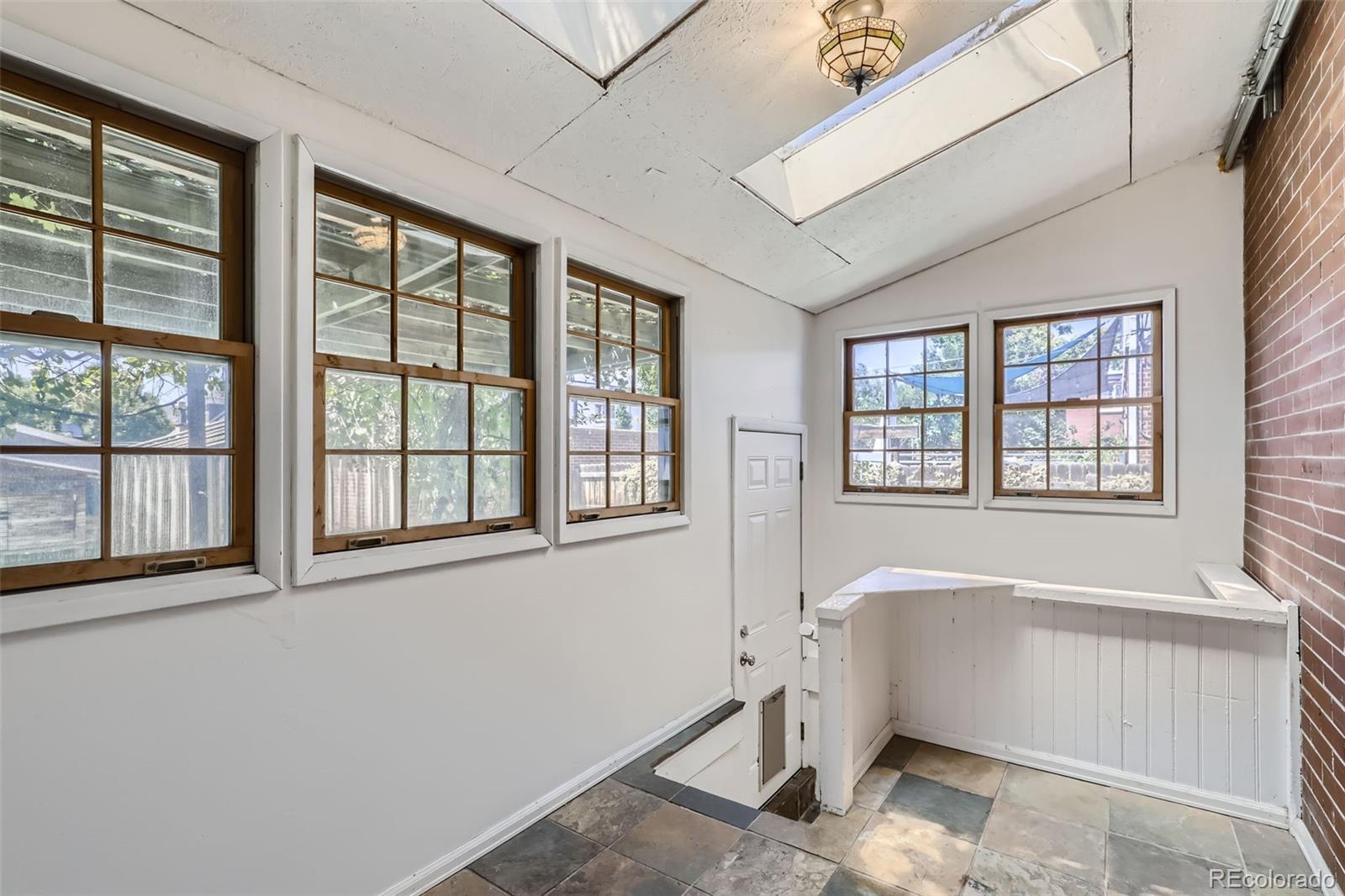 MLS Image #21 for 627 s pennsylvania street,denver, Colorado