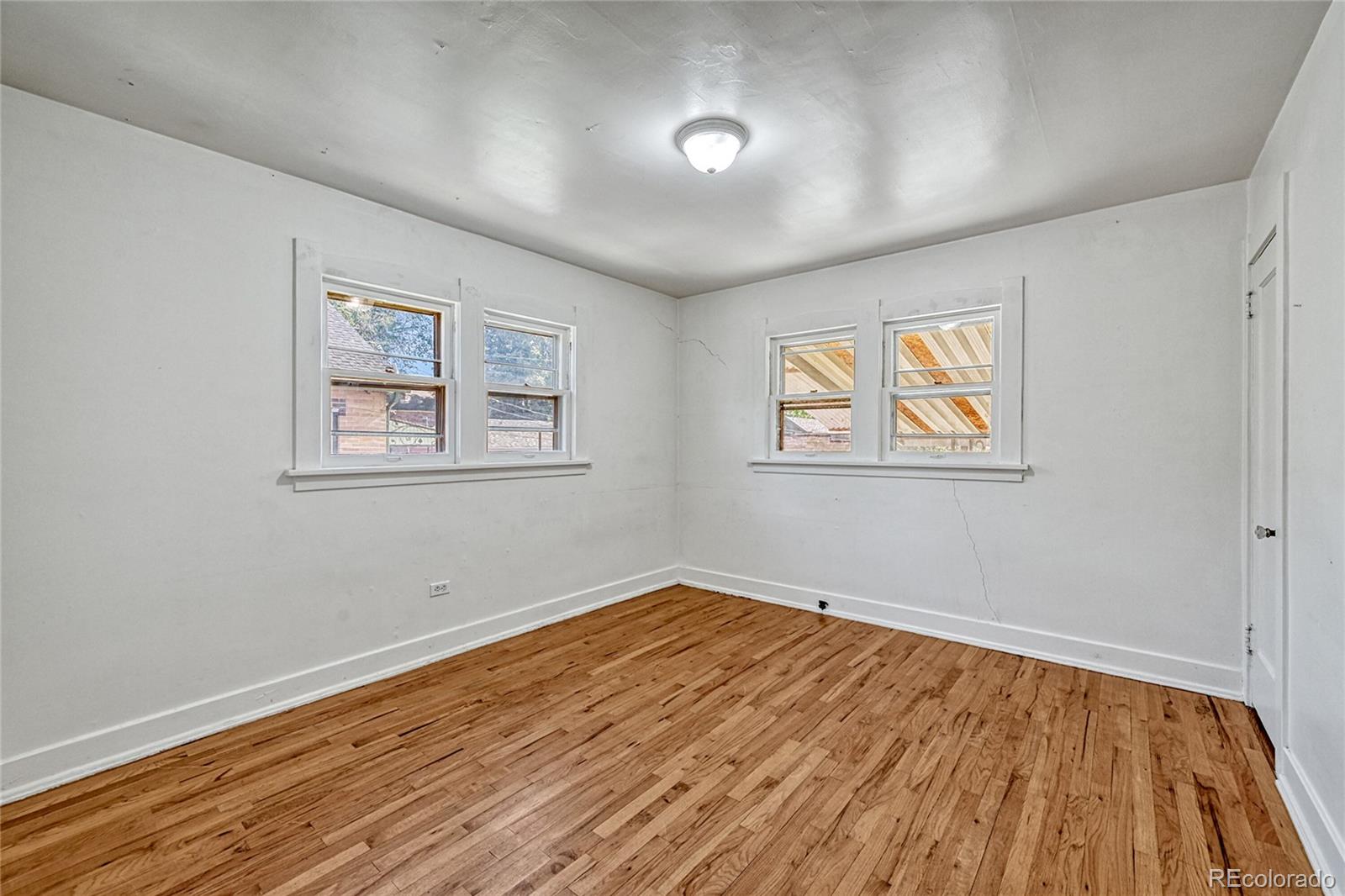 MLS Image #16 for 1462  hudson street,denver, Colorado