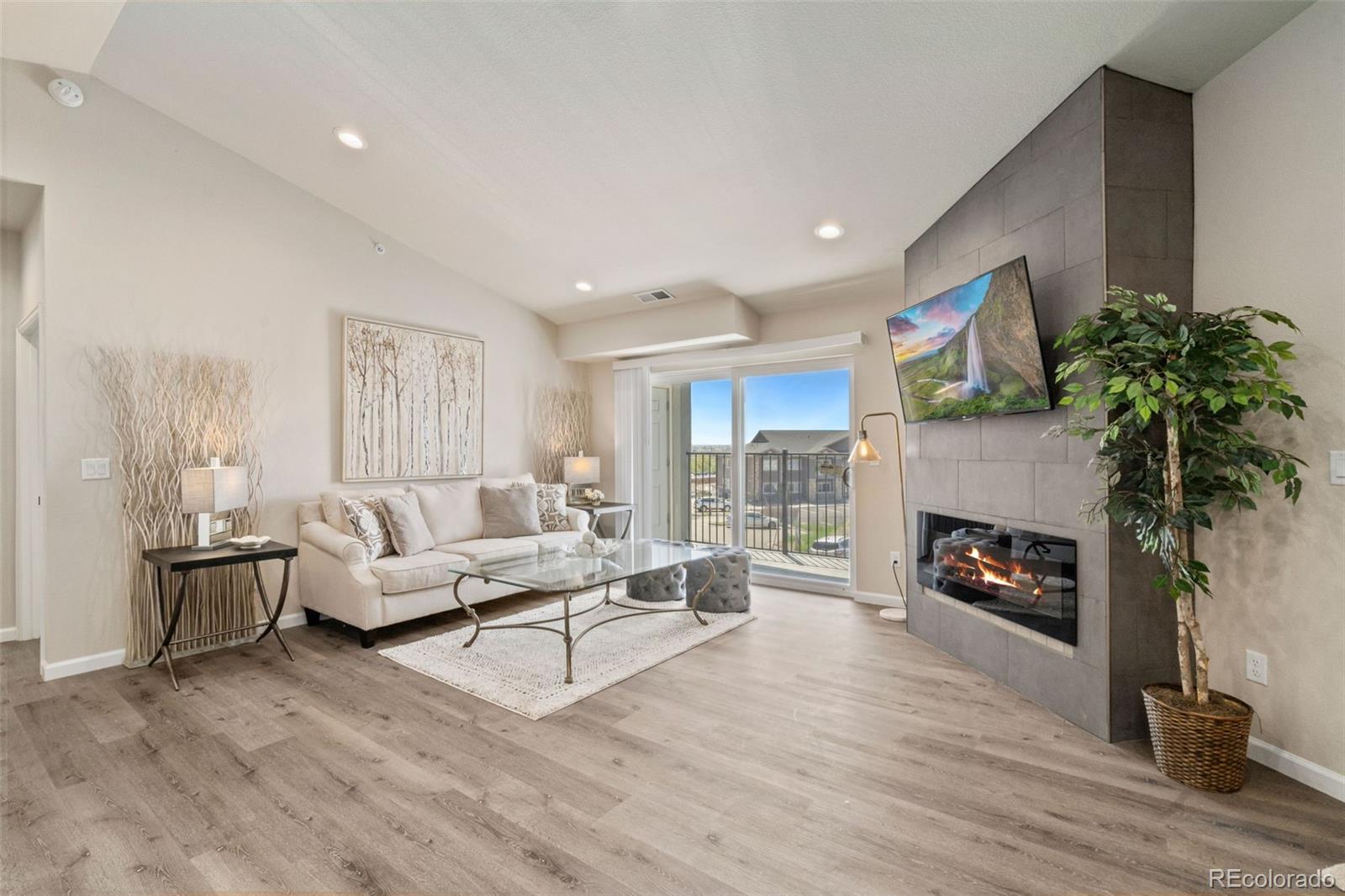 MLS Image #5 for 875 e 78th avenue 53,denver, Colorado