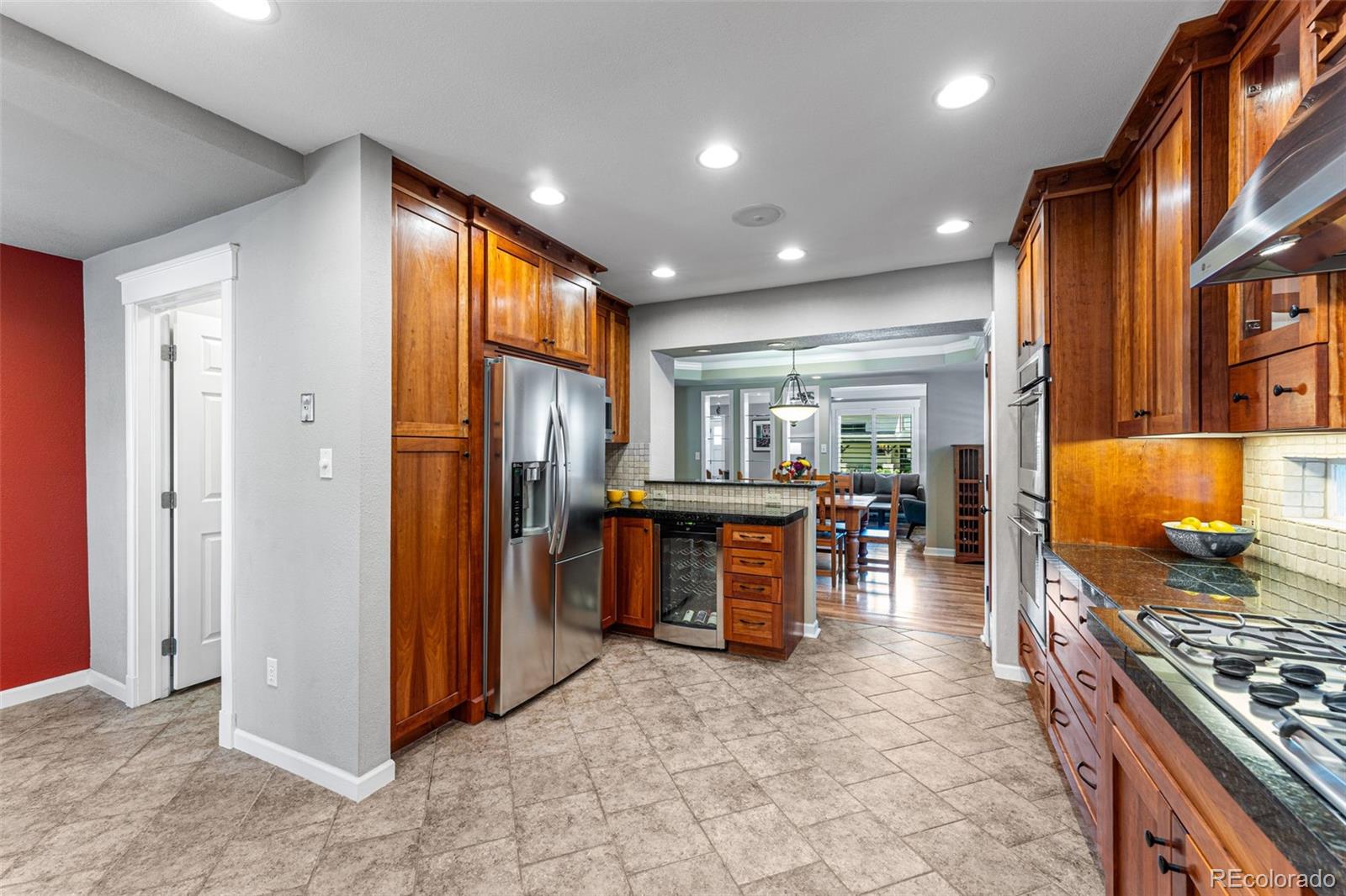 MLS Image #9 for 2551 s gilpin street,denver, Colorado