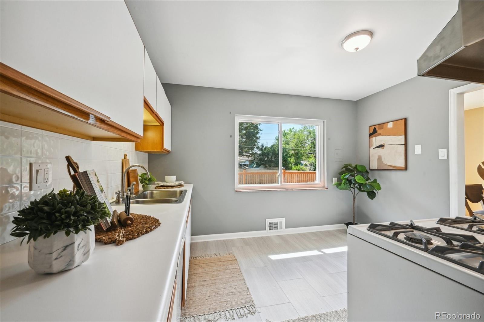 MLS Image #4 for 2774 s patton court,denver, Colorado