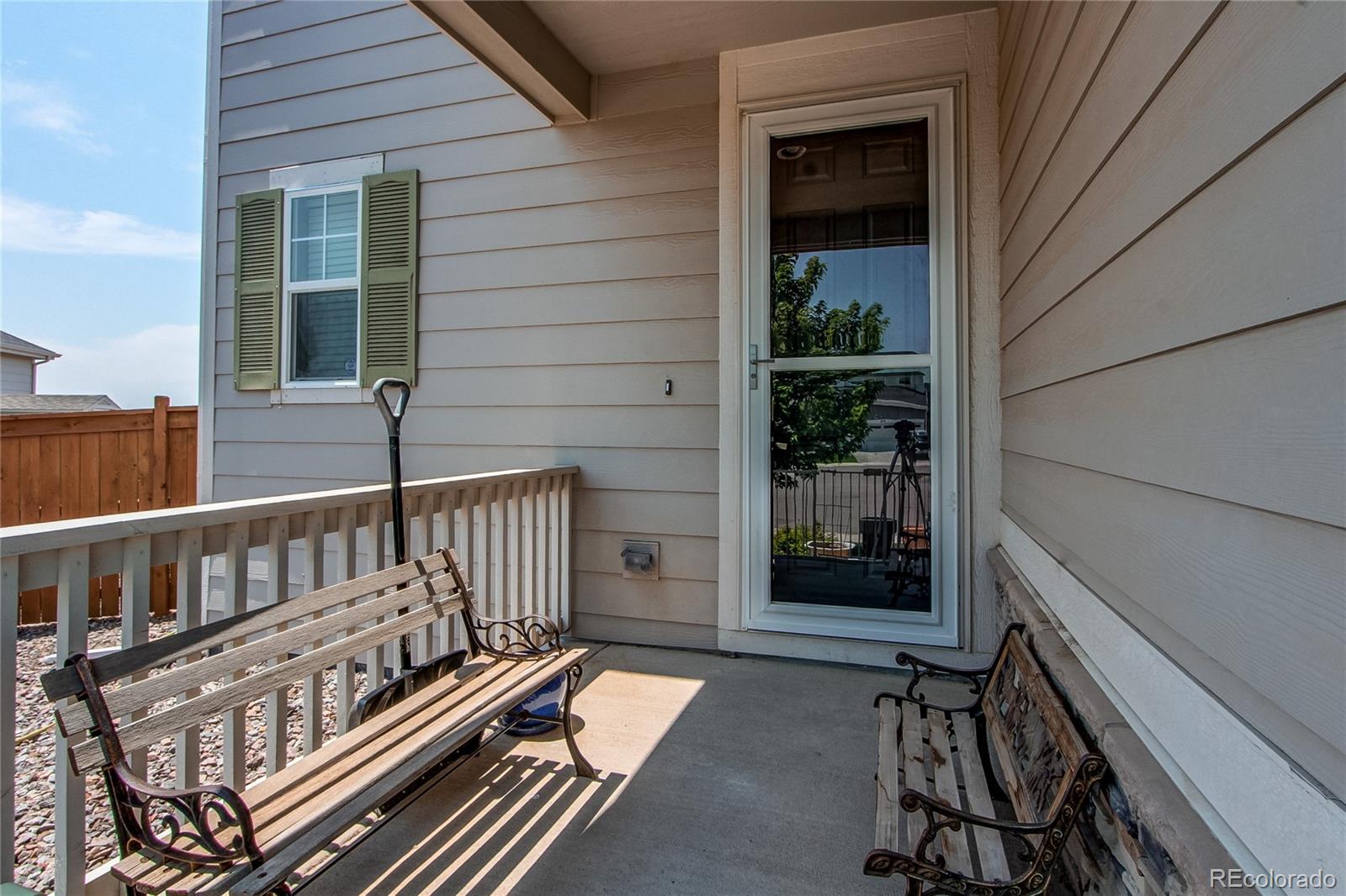 MLS Image #3 for 27319 e 10th drive,aurora, Colorado