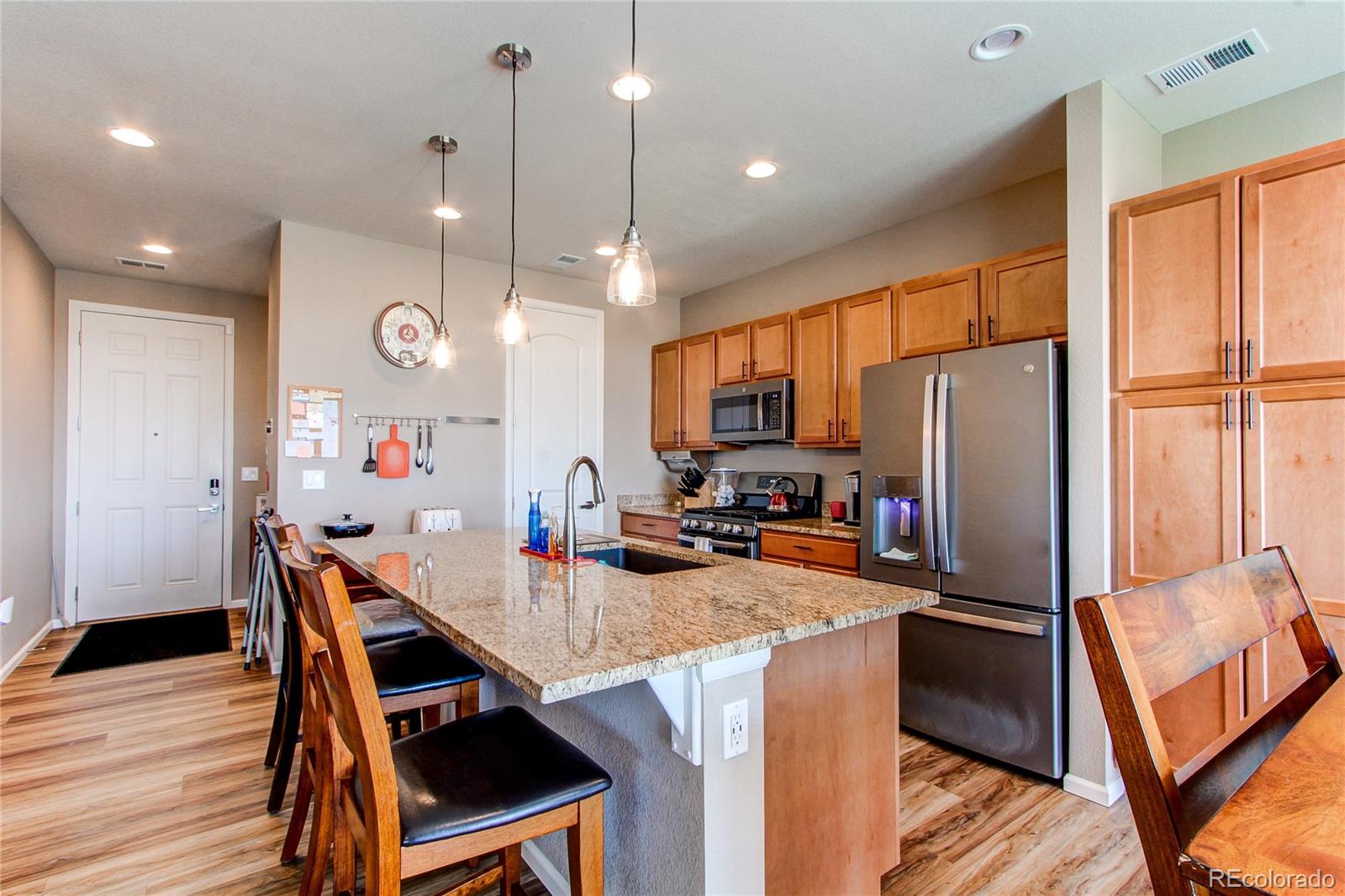 MLS Image #8 for 27319 e 10th drive,aurora, Colorado