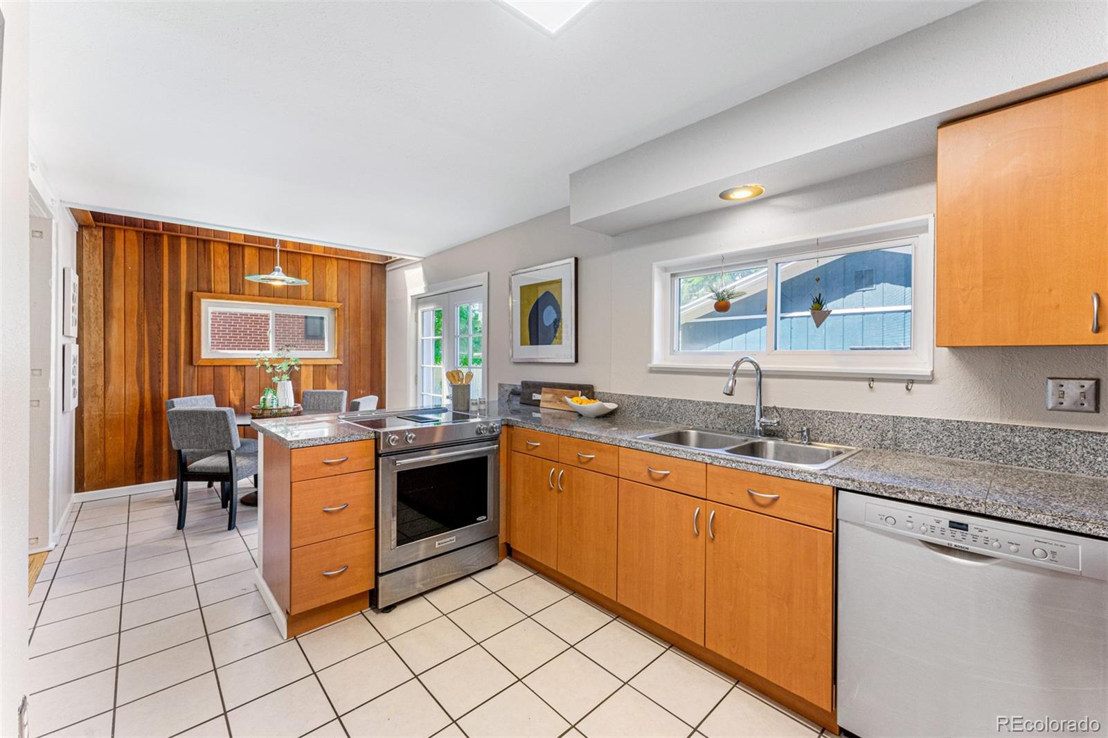 MLS Image #11 for 1445  niagara street,denver, Colorado