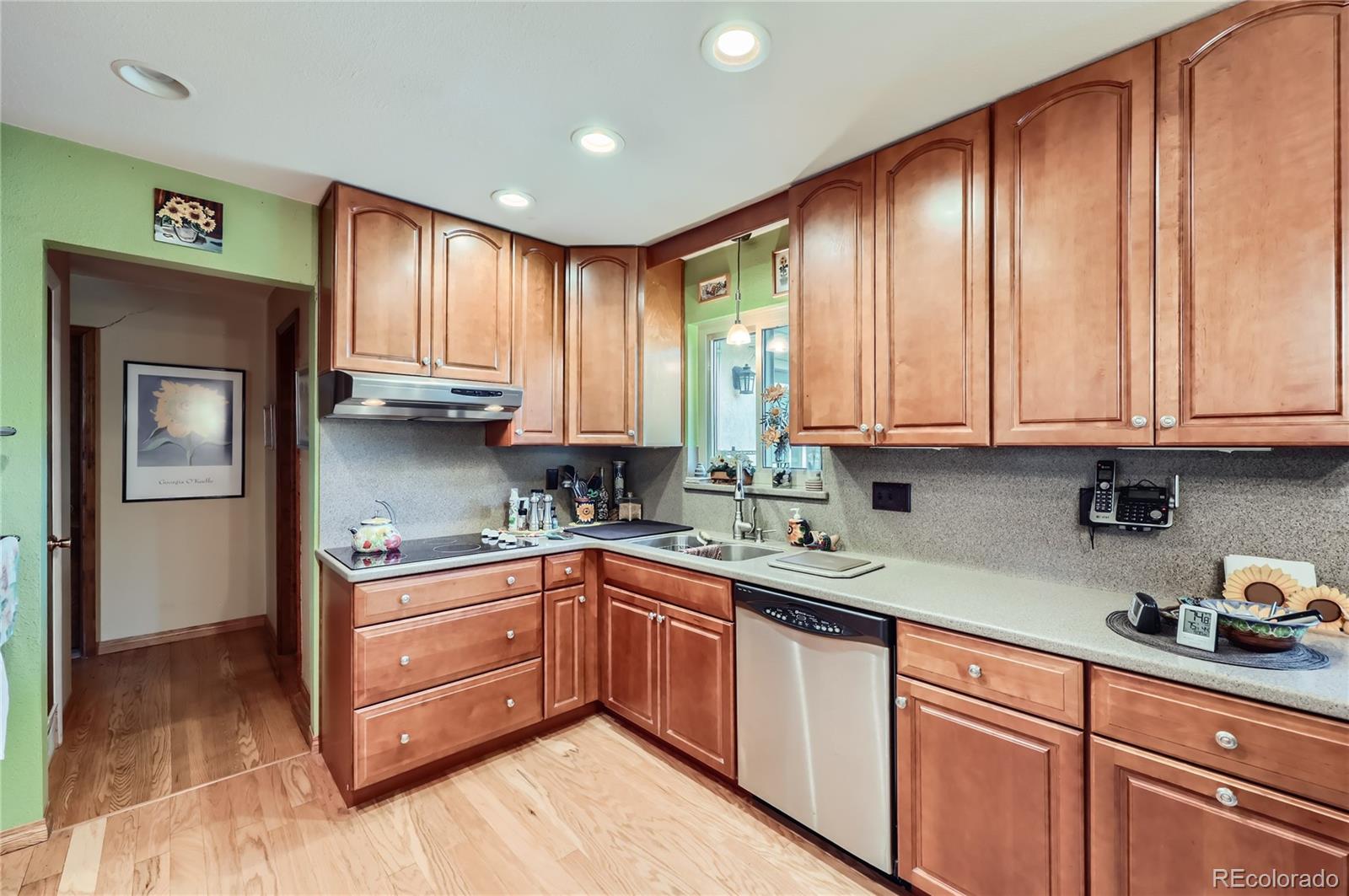 MLS Image #7 for 526  raemar drive,colorado springs, Colorado