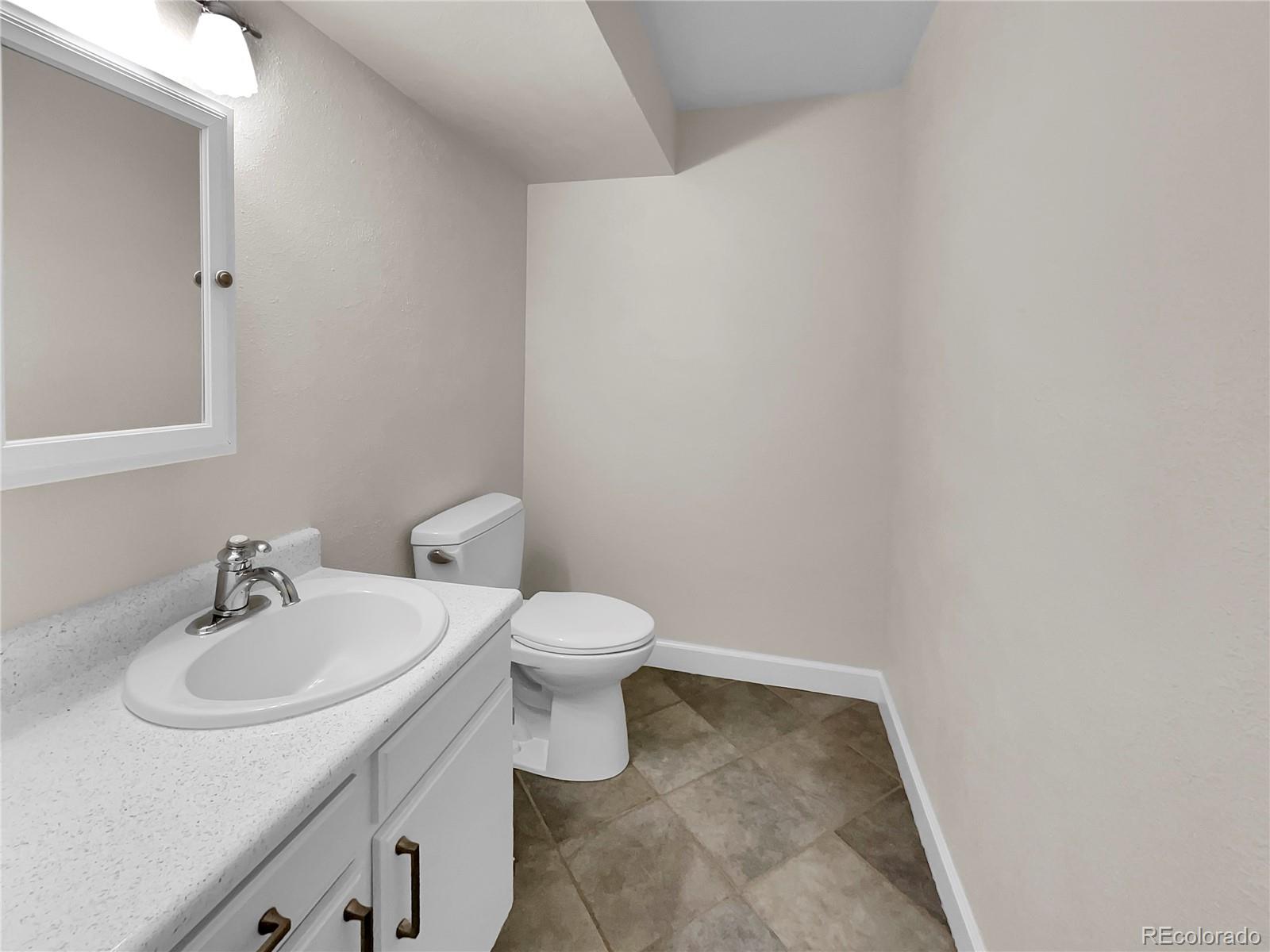 MLS Image #9 for 5010 e hinsdale place,centennial, Colorado