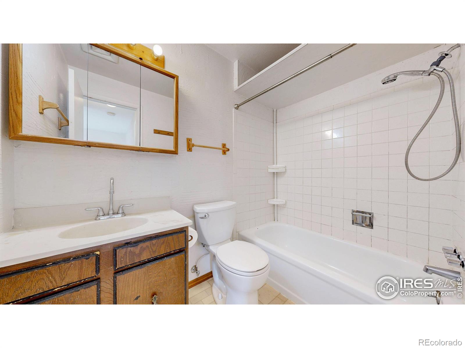 MLS Image #11 for 1705  heatheridge road,fort collins, Colorado