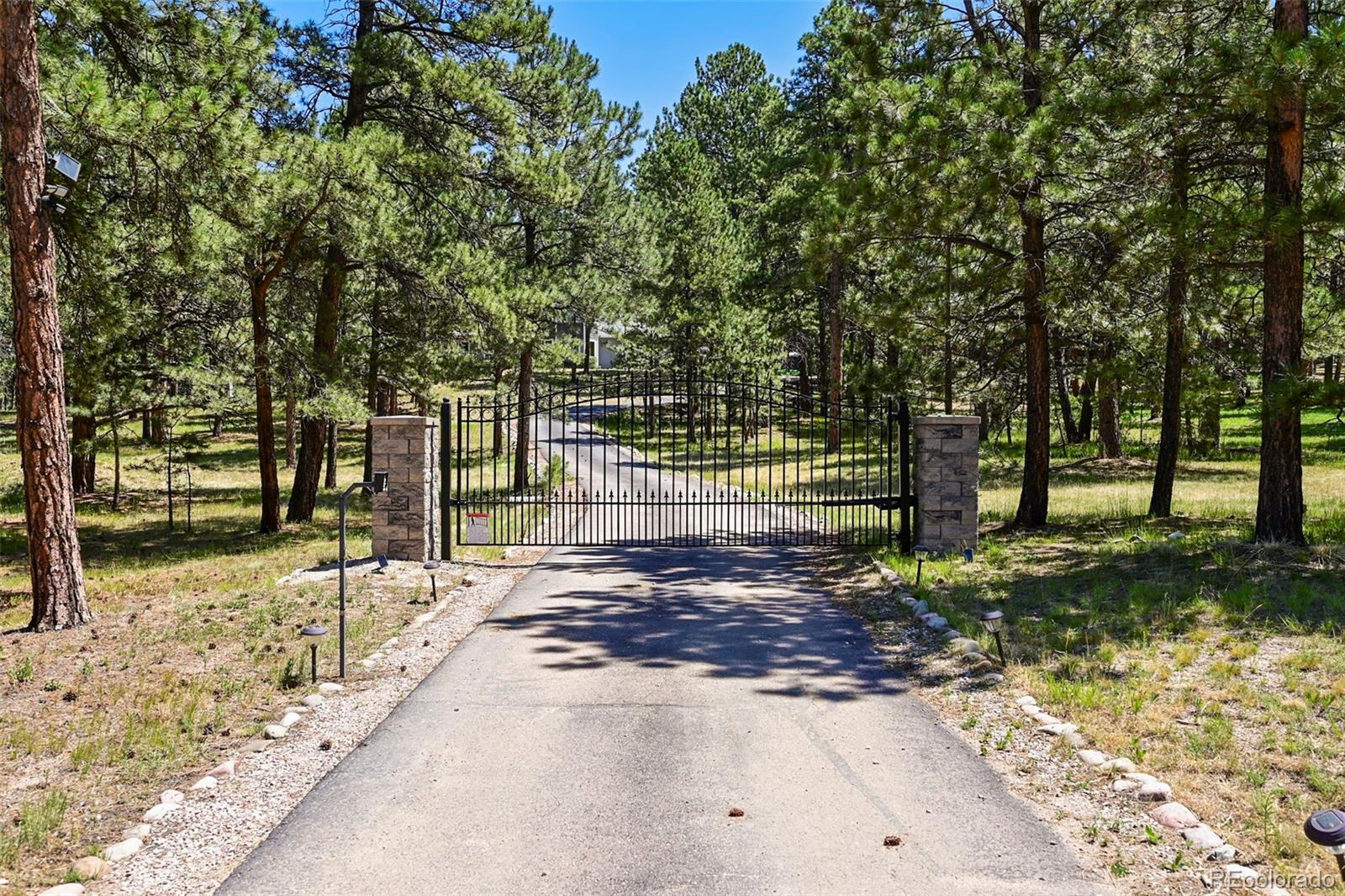 MLS Image #1 for 19951  elk creek drive,colorado springs, Colorado