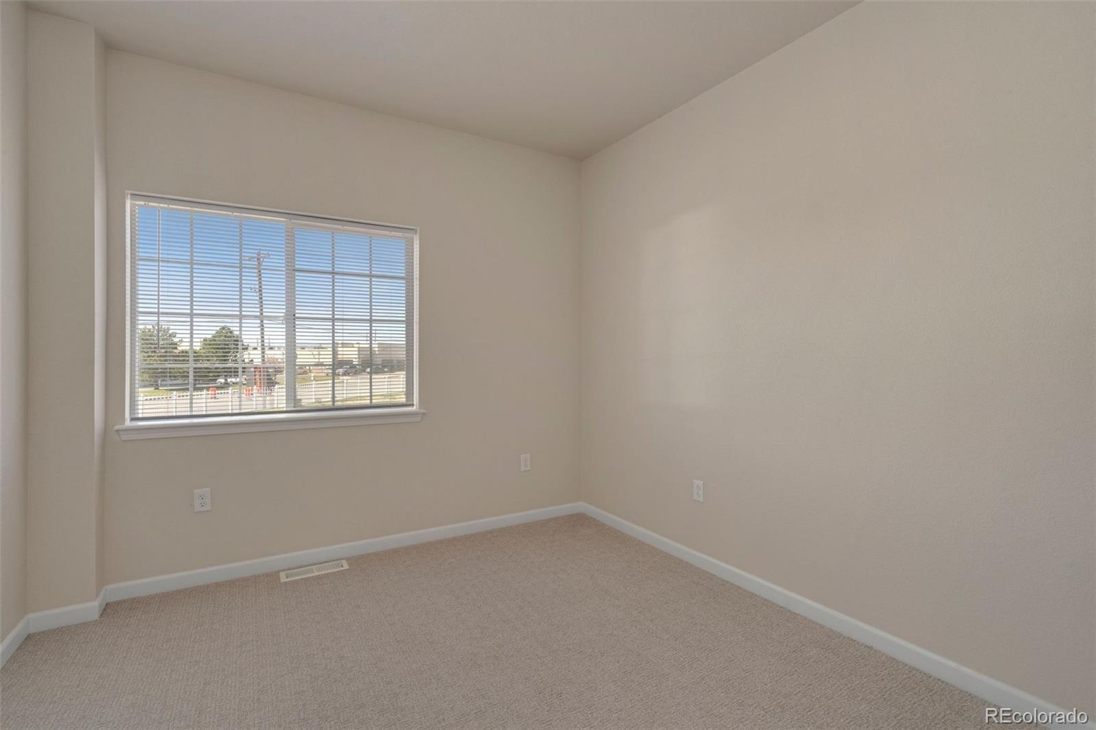 MLS Image #11 for 875 e 78th avenue 68,denver, Colorado