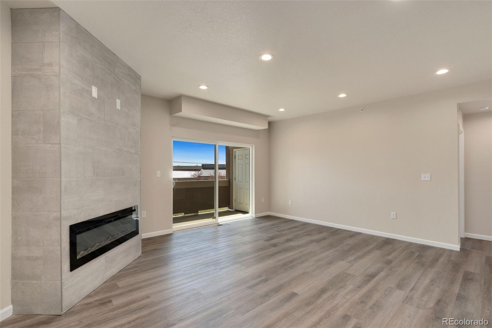 MLS Image #4 for 875 e 78th avenue 68,denver, Colorado