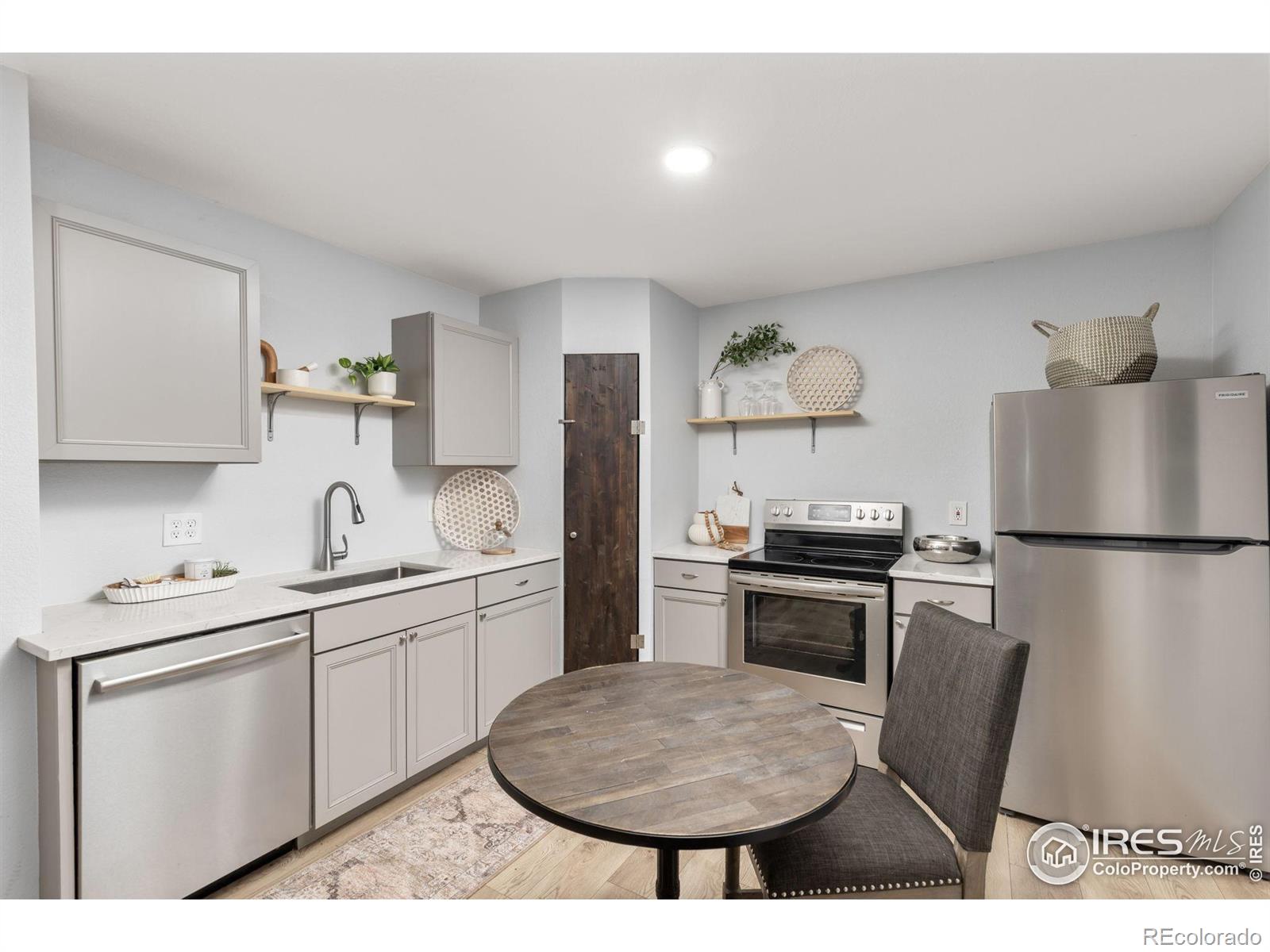 MLS Image #11 for 2918 w olive street,fort collins, Colorado