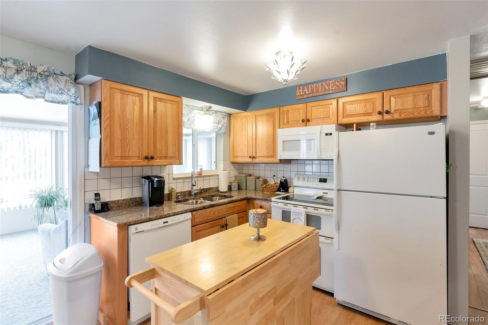 MLS Image #4 for 6994 w hinsdale drive,littleton, Colorado
