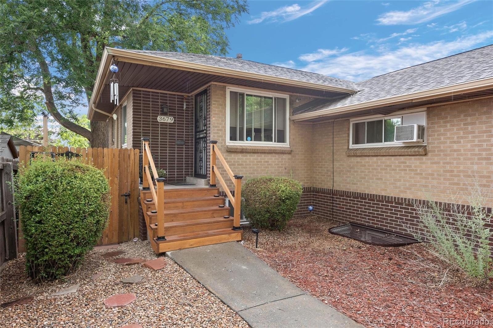 MLS Image #2 for 3679  ivanhoe street,denver, Colorado