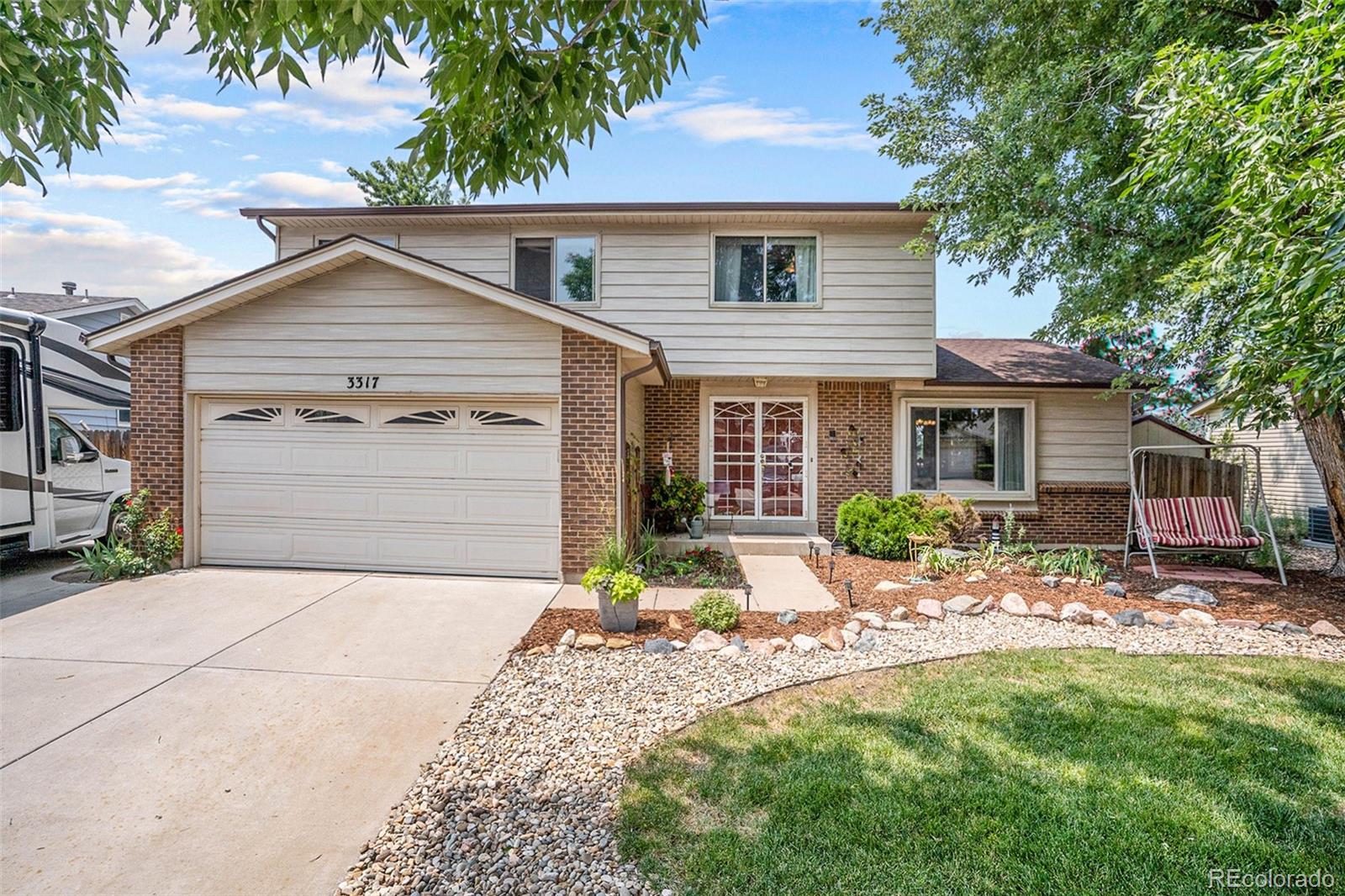 MLS Image #0 for 3317 s elkhart street,aurora, Colorado