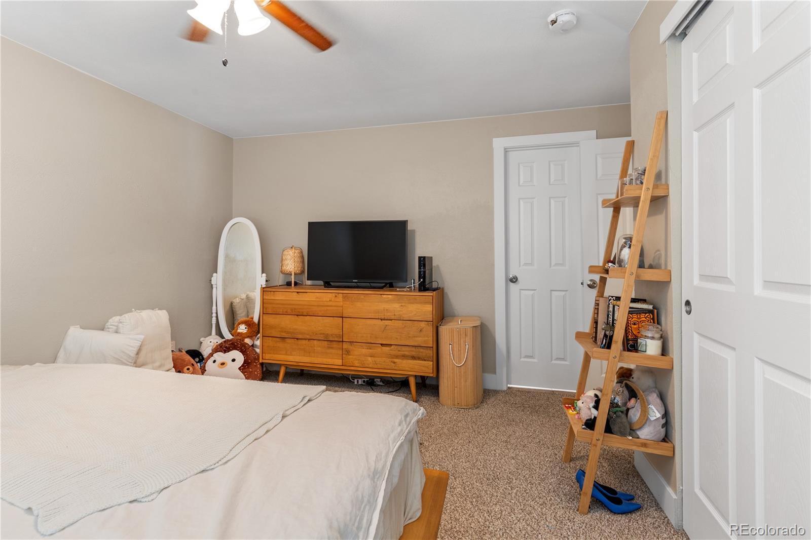 MLS Image #18 for 17876 e kepner drive,aurora, Colorado