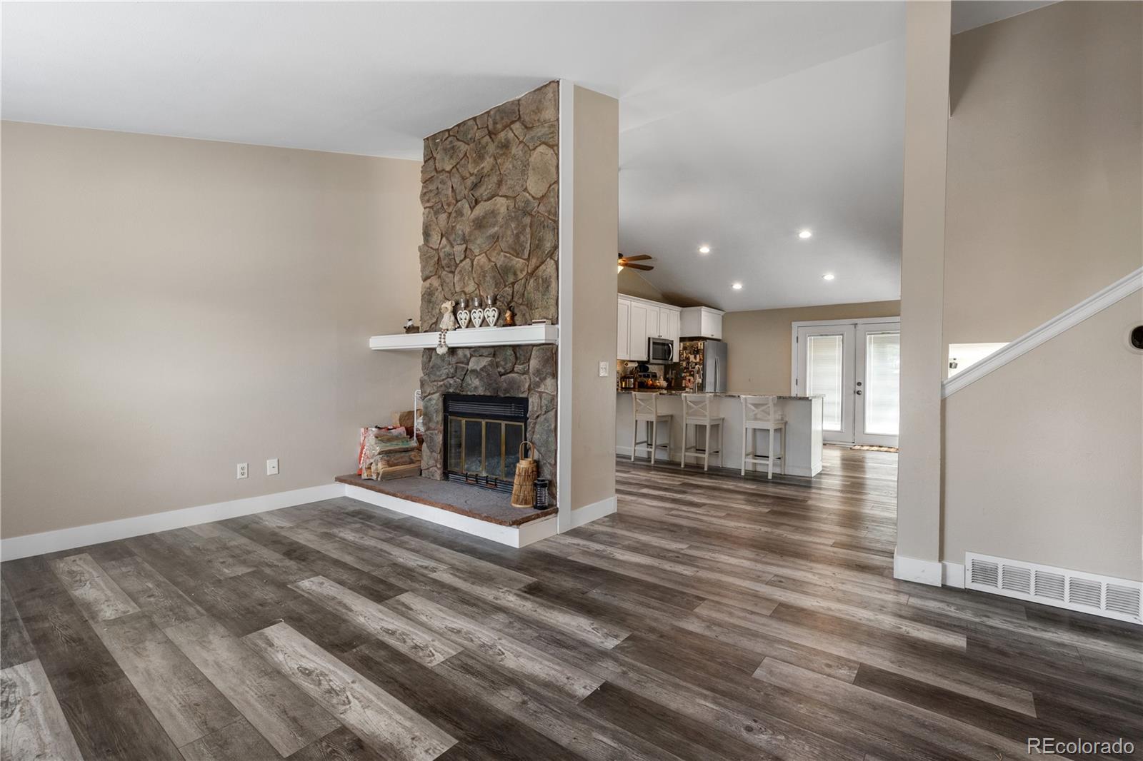 MLS Image #8 for 17876 e kepner drive,aurora, Colorado