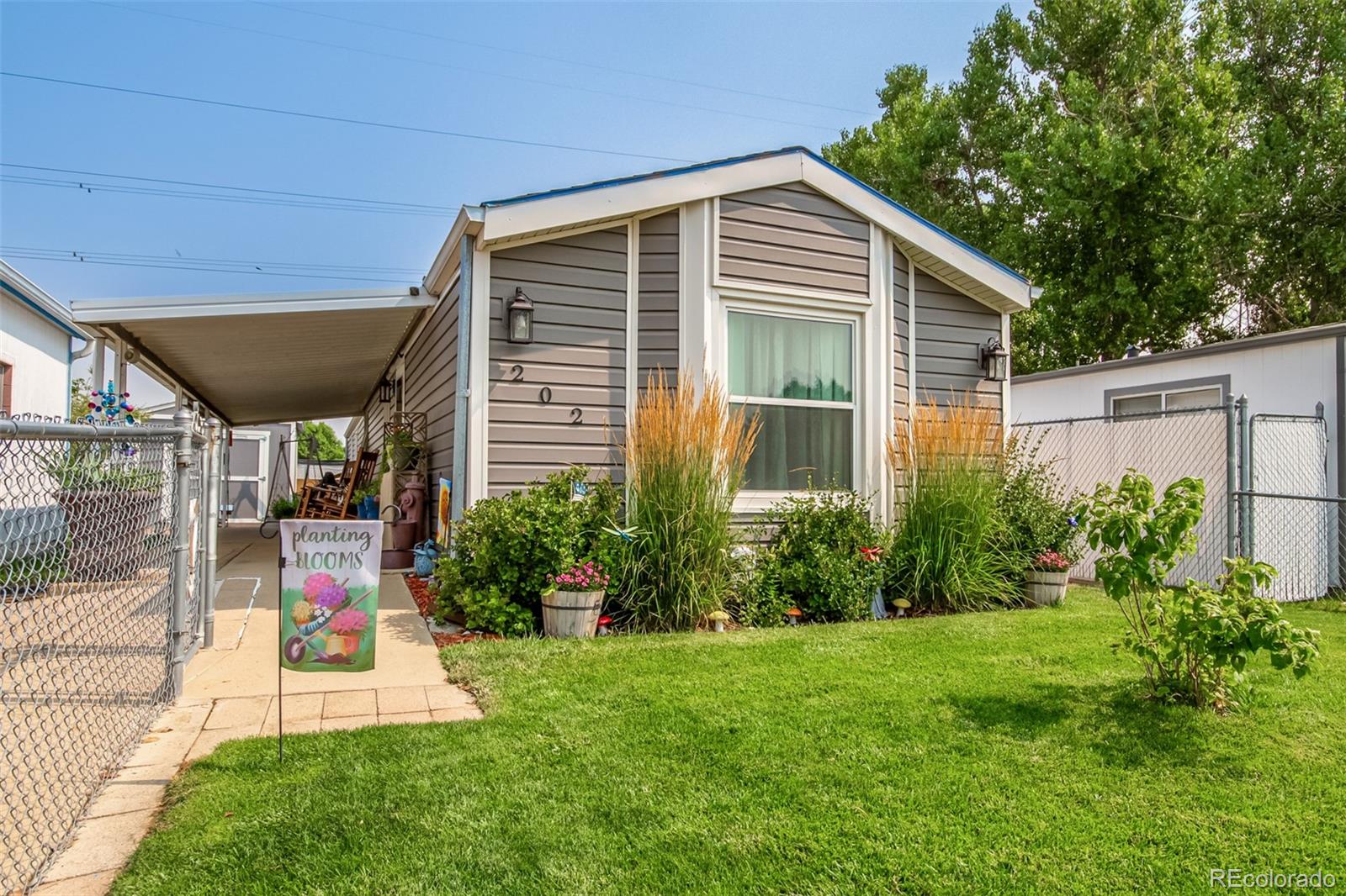 MLS Image #0 for 202  locust avenue,lochbuie, Colorado