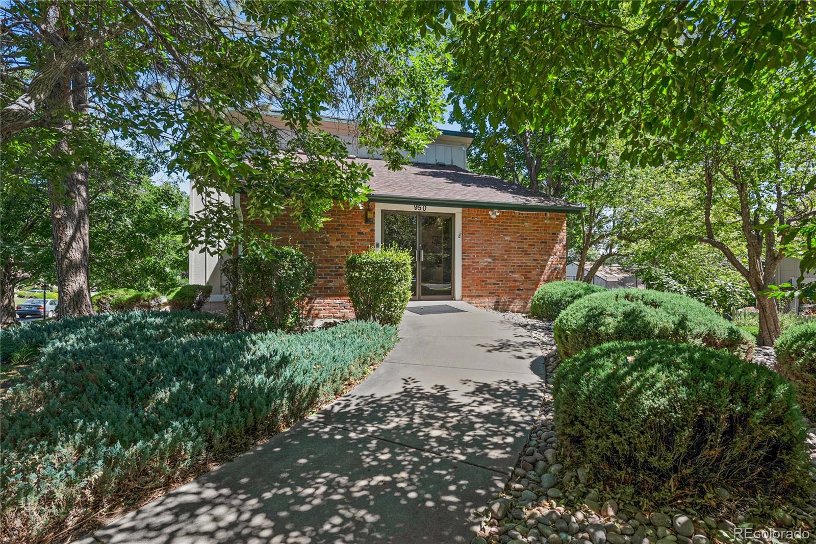 MLS Image #46 for 821 s evanston circle,aurora, Colorado