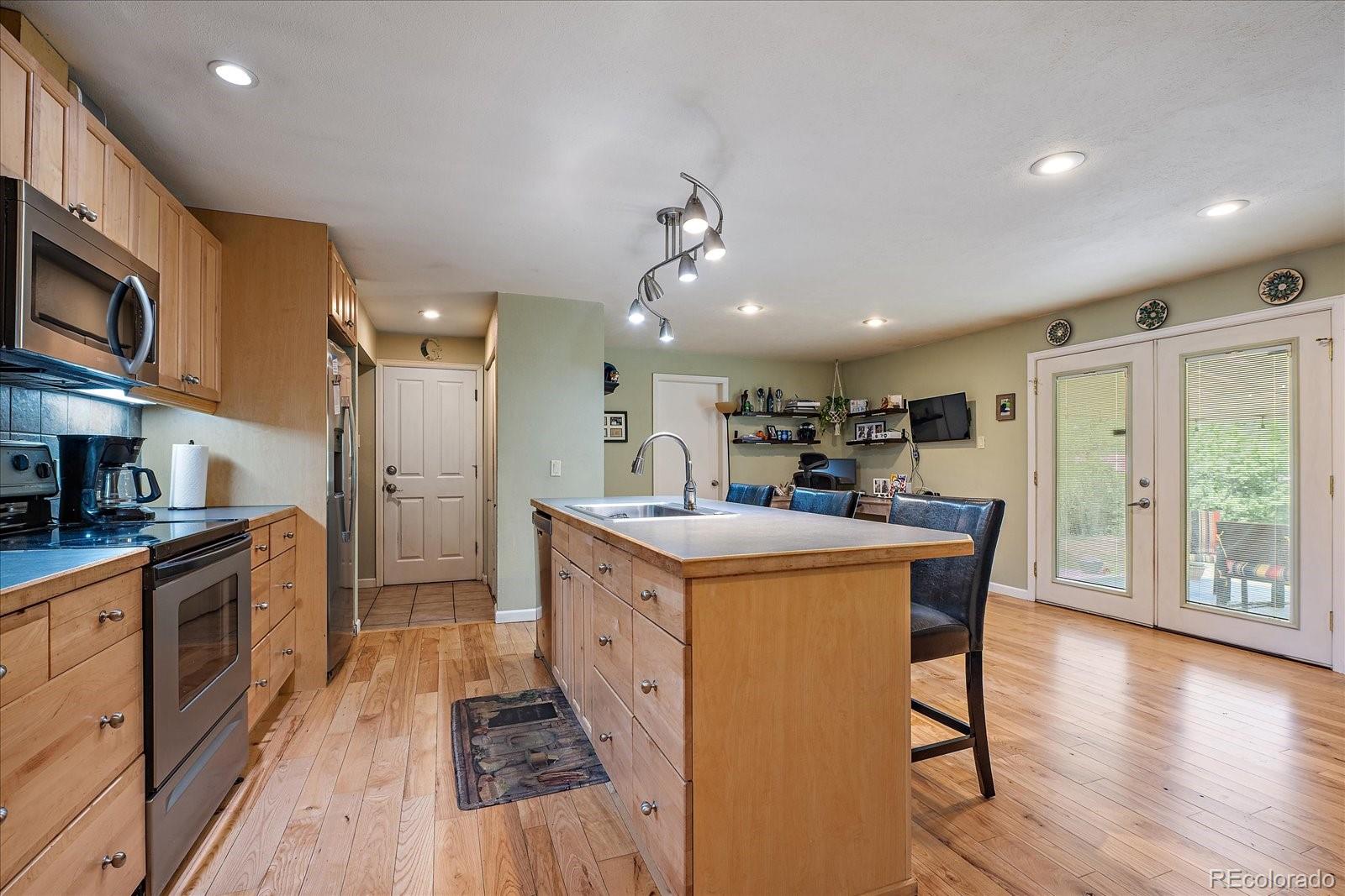 MLS Image #4 for 4855 e atlantic place,denver, Colorado